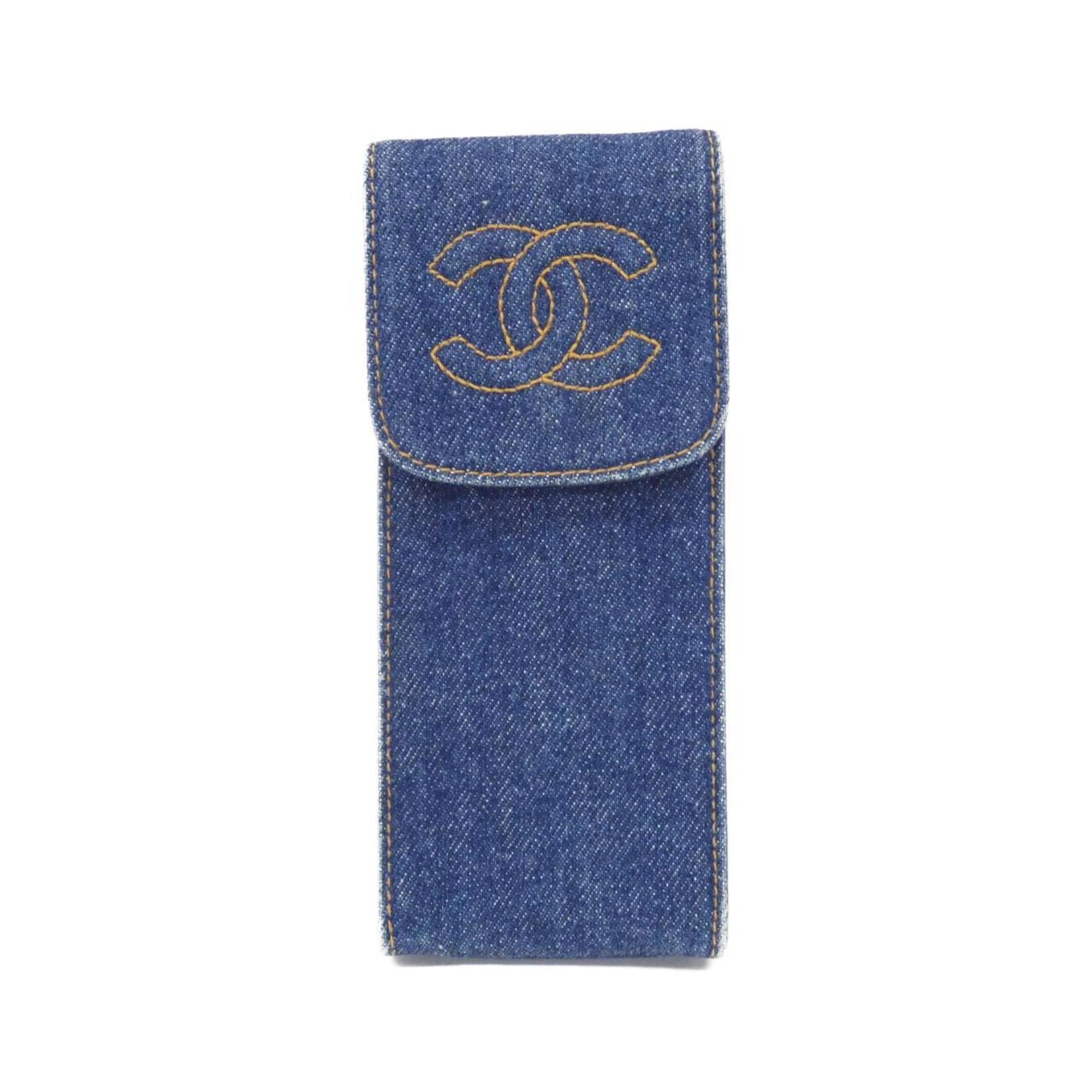 Chanel Blue Denim Pouch (Pre-Owned)