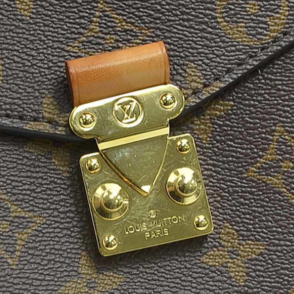 Louis Vuitton Brown Monogram Monogram Pochette Shoulder Bag (Pre-Owned)