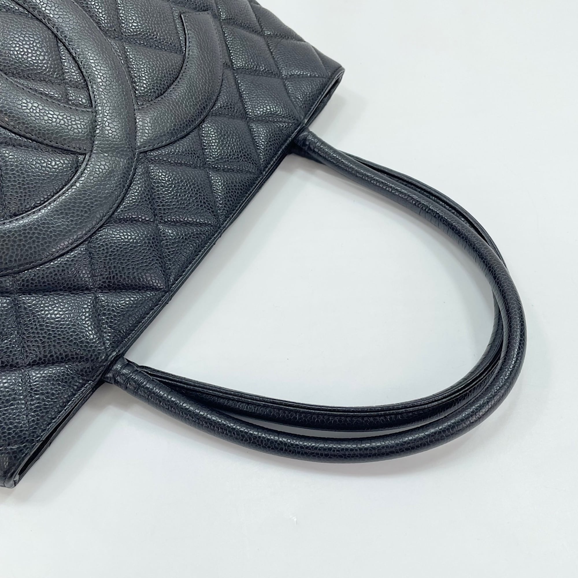 Chanel Black Tote Bag (Pre-Owned)