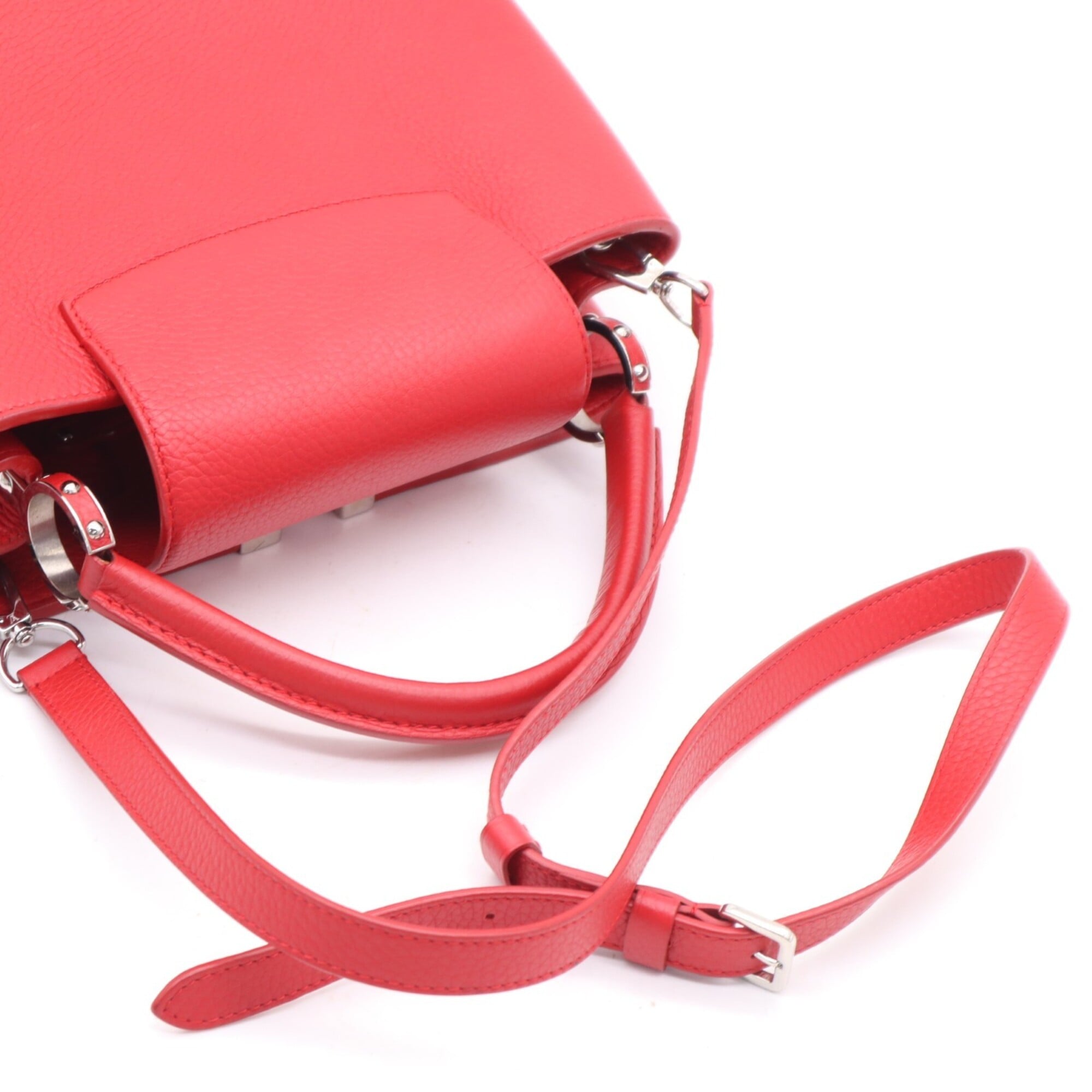 Louis Vuitton Red Color Leather Handbag Shoulder Bag (Pre-Owned)