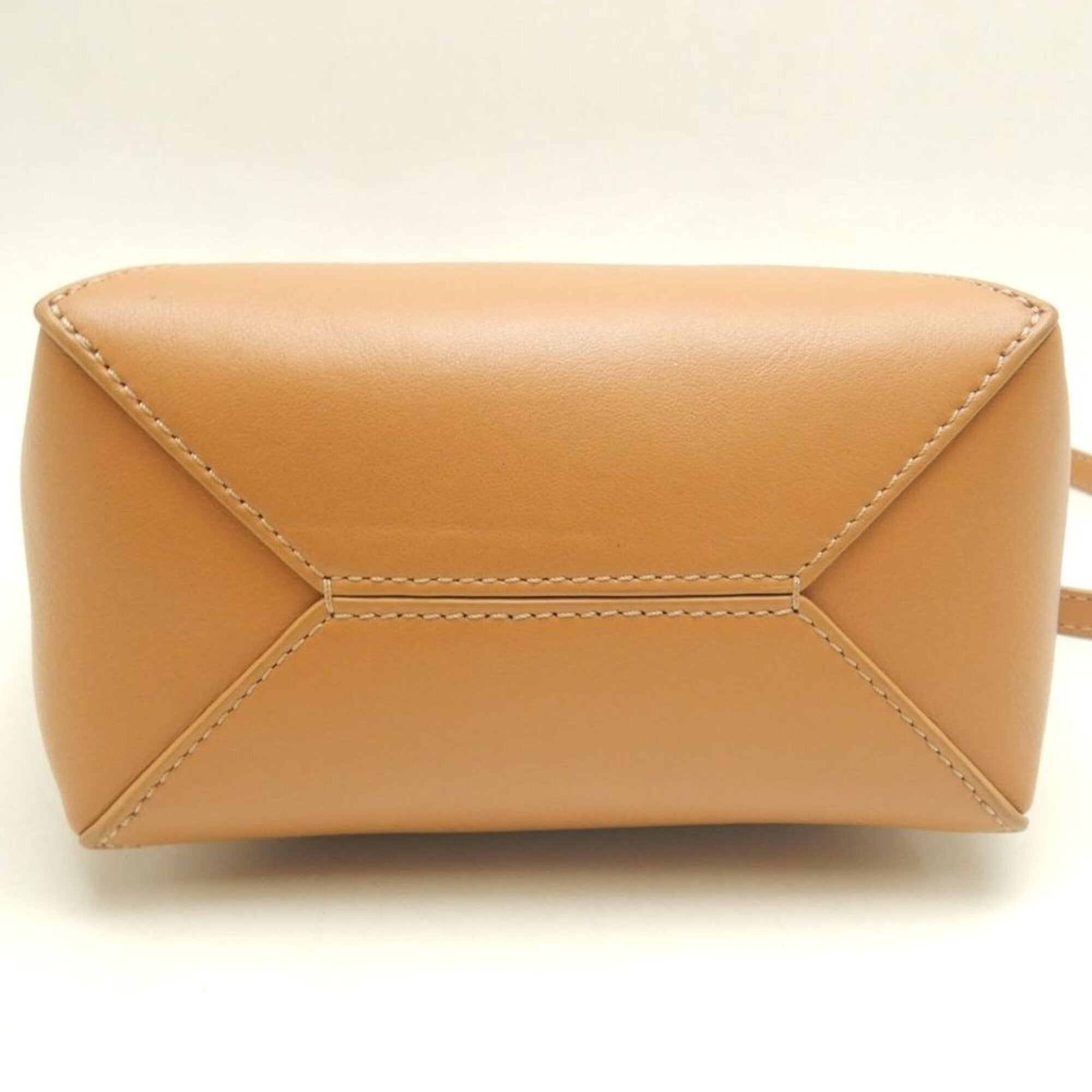 Loewe Gold Leather Tote Bag (Pre-Owned)