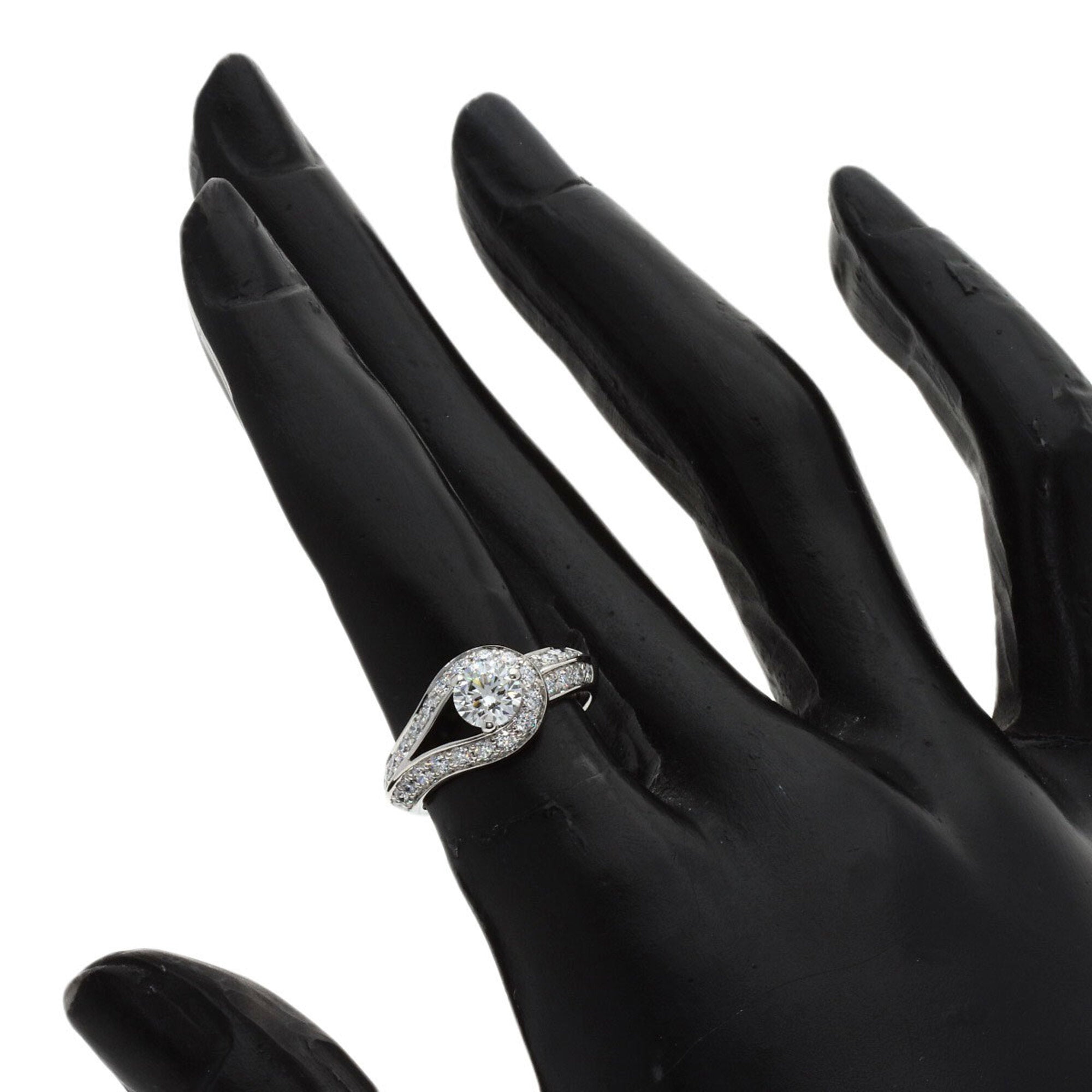 Van Cleef & Arpels Platinum 950 Band Ring (Pre-Owned)