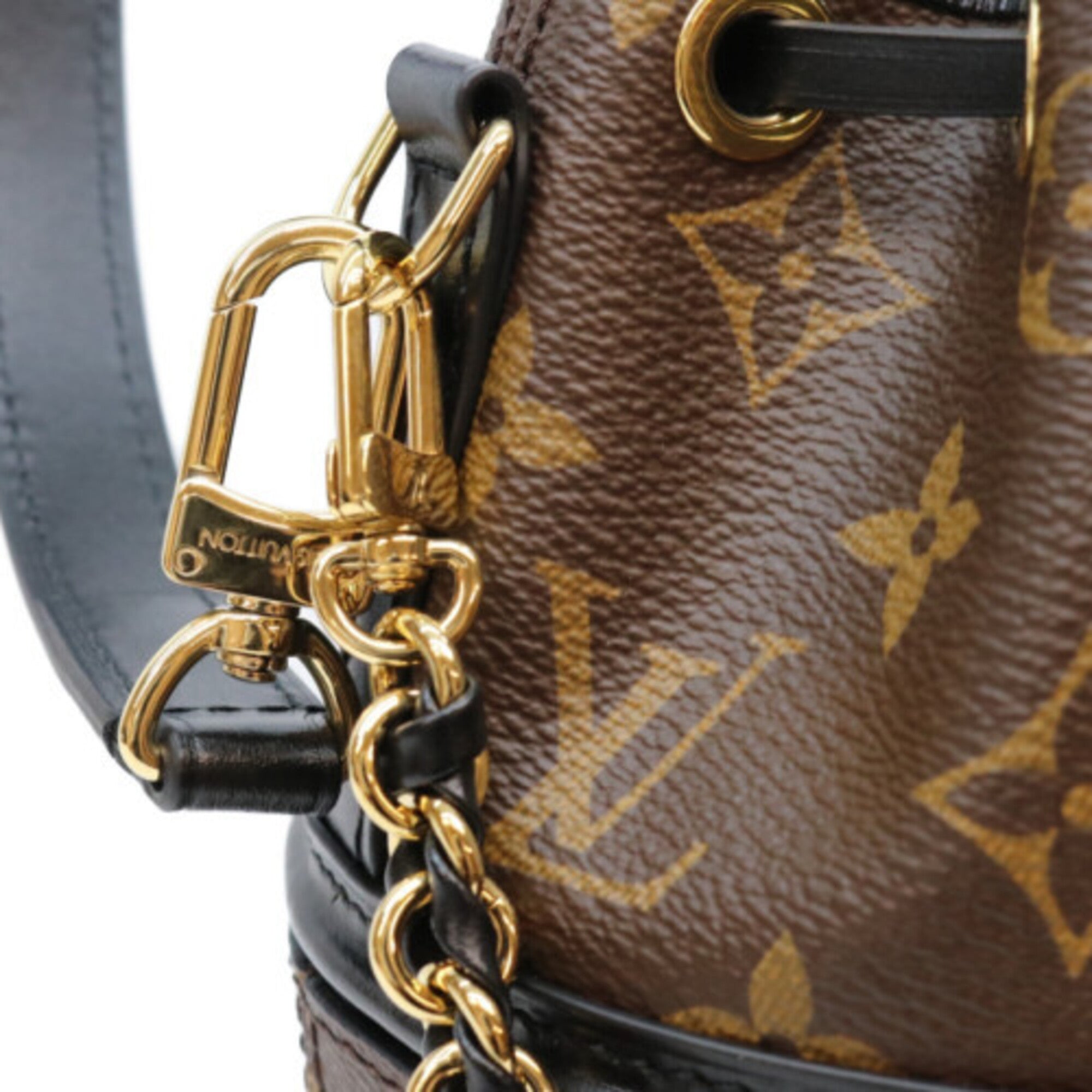 Louis Vuitton Brown Monogram Shoulder Bag (Pre-Owned)