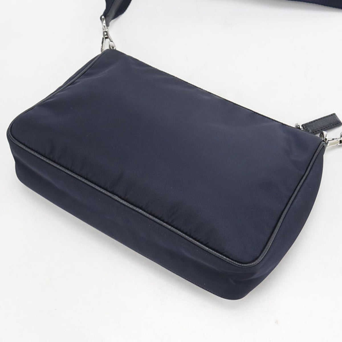 Prada Navy Nylon Shoulder Bag (Pre-Owned)