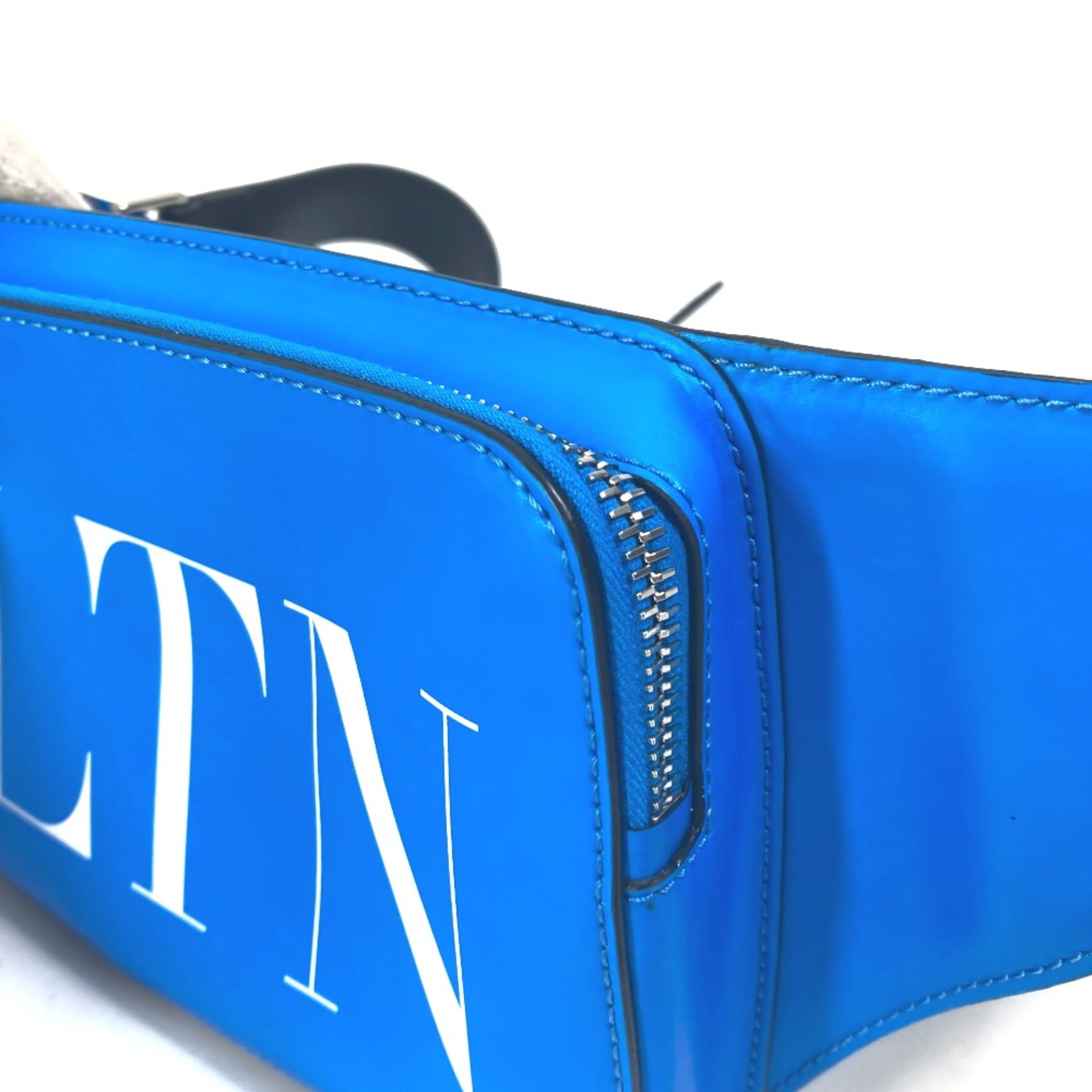 Valentino Blue Leather Other (Pre-Owned)