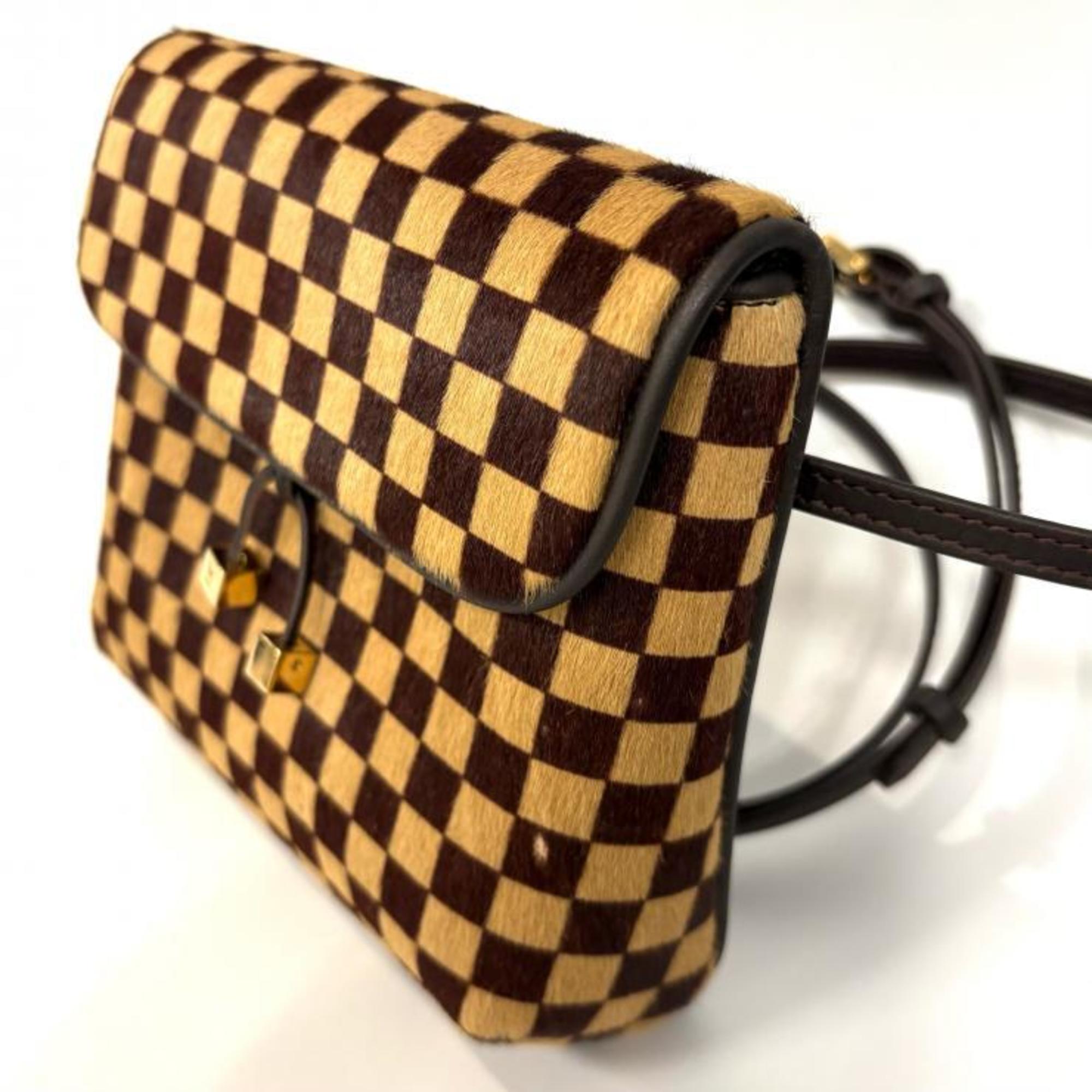 Louis Vuitton Brown Leather Shoulder Bag (Pre-Owned)