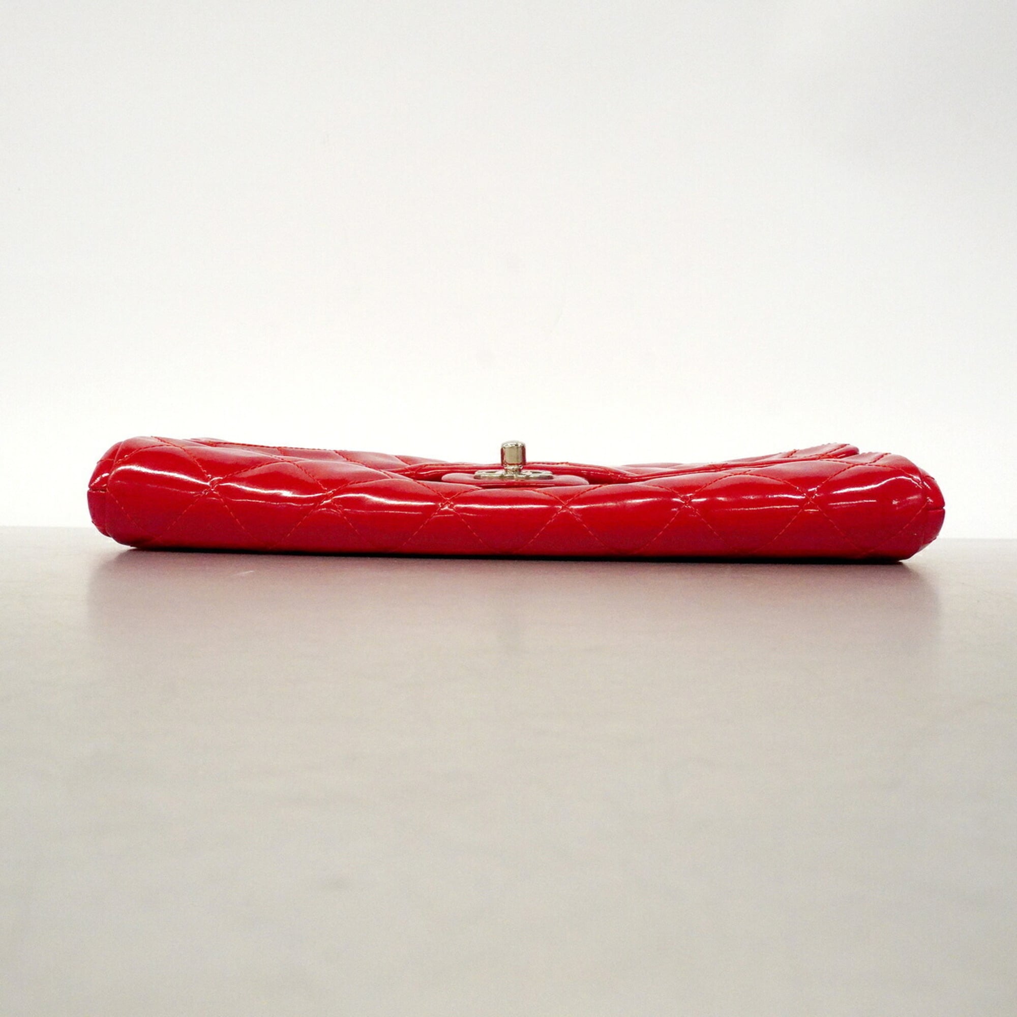 Chanel Red Color Patent Leather Shoulder Bag (Pre-Owned)
