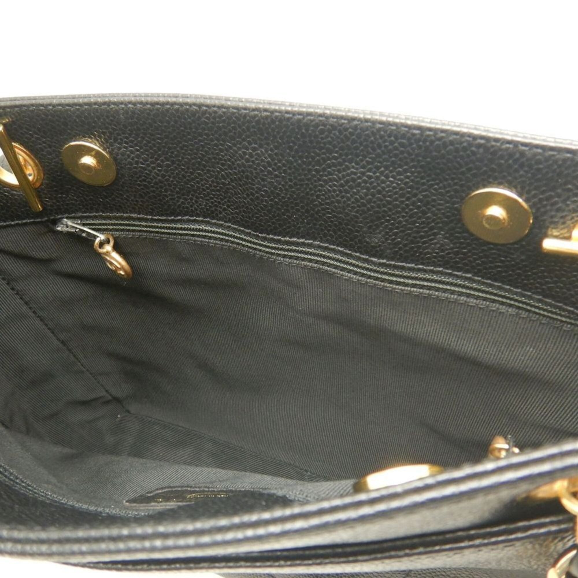 Chanel Black Grained Calfskin Shoulder Bag (Pre-Owned)