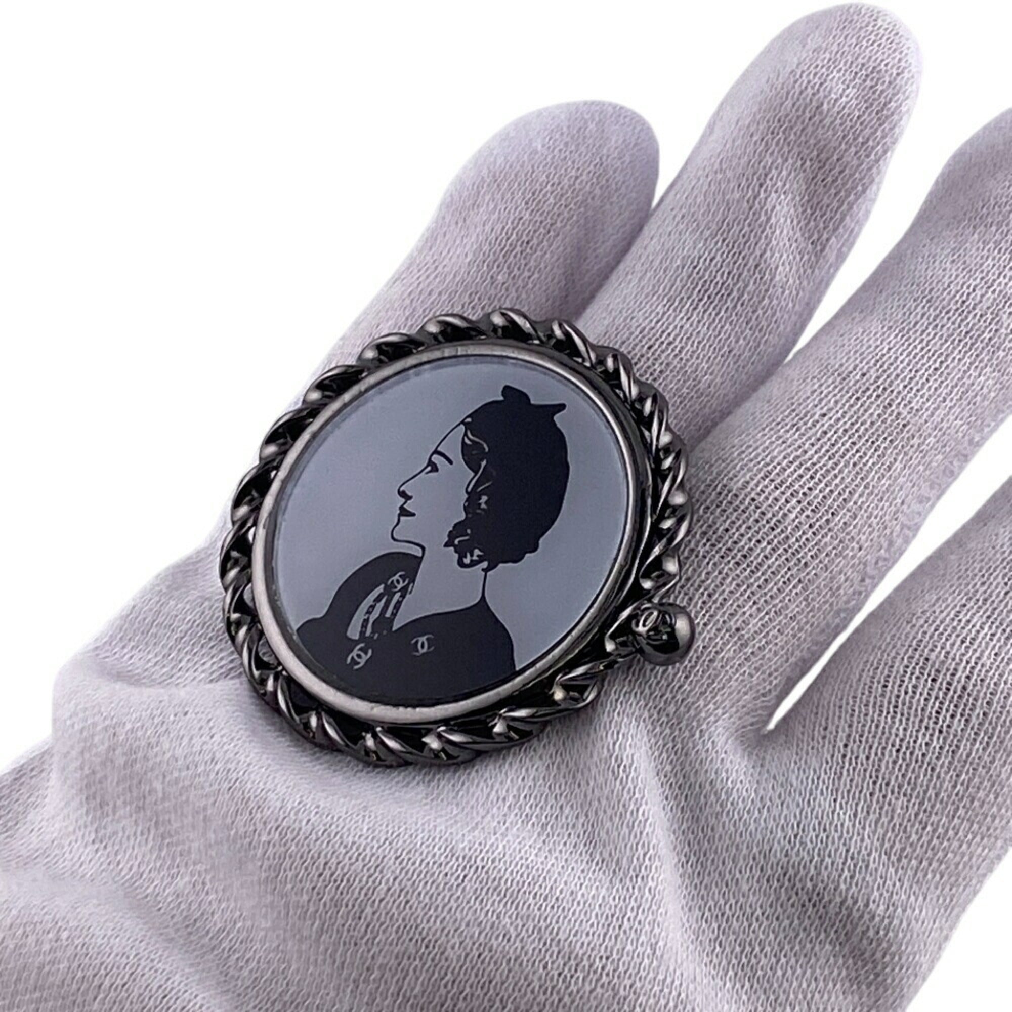 Chanel Metal Band Ring (Pre-Owned)