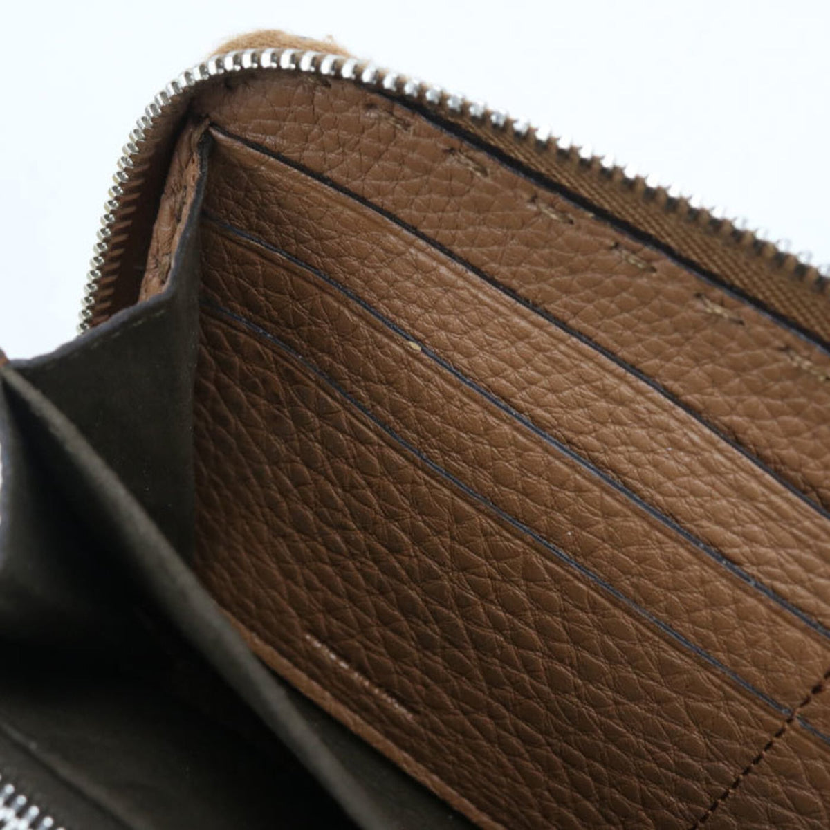 Fendi Brown Leather Long Wallet (Bi-Fold) (Pre-Owned)