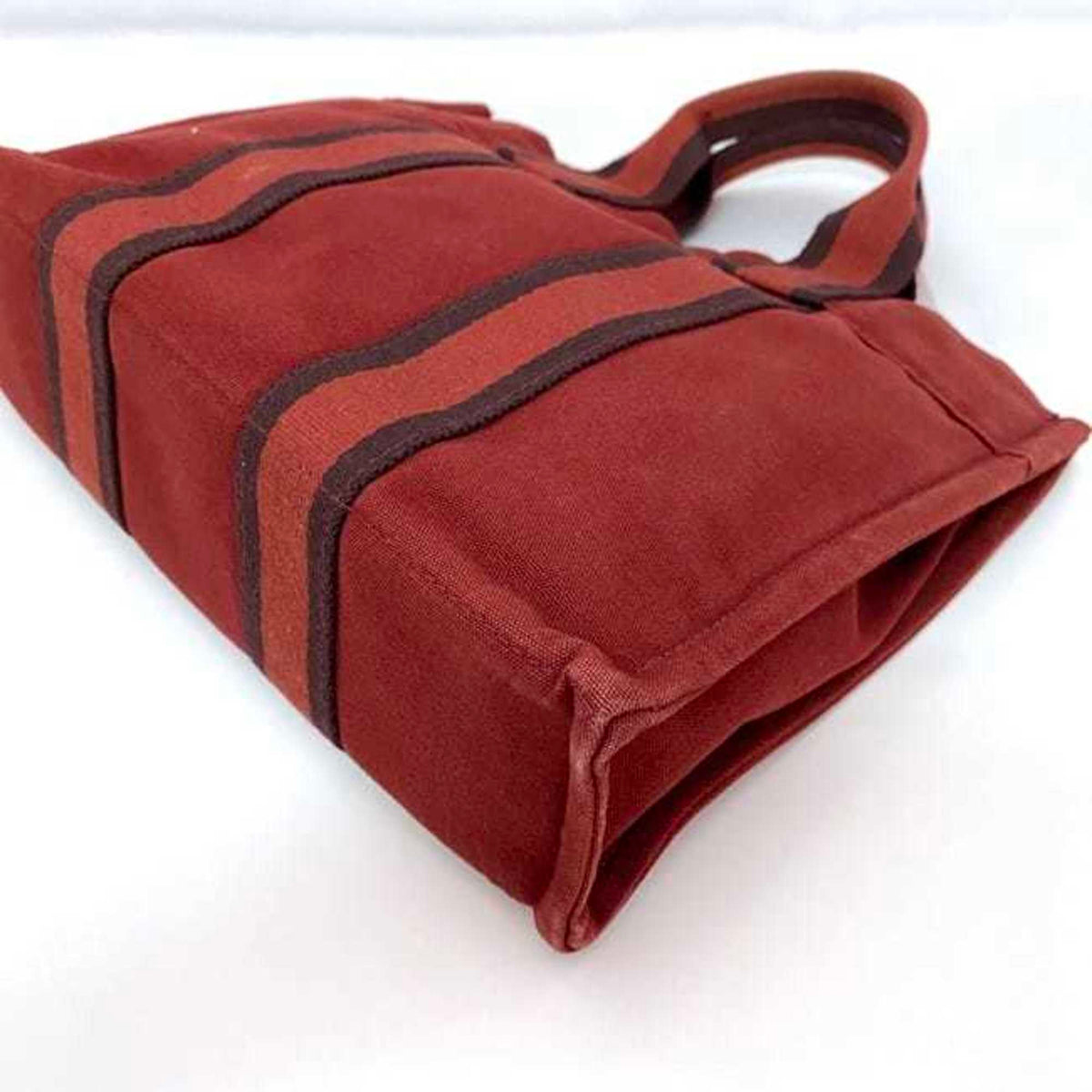 Hermes Red Color Canvas Handbag (Pre-Owned)