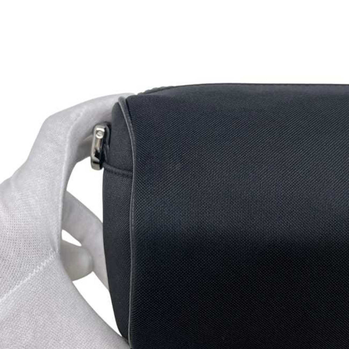 Christian Dior Black Nylon Shoulder Bag (Pre-Owned)