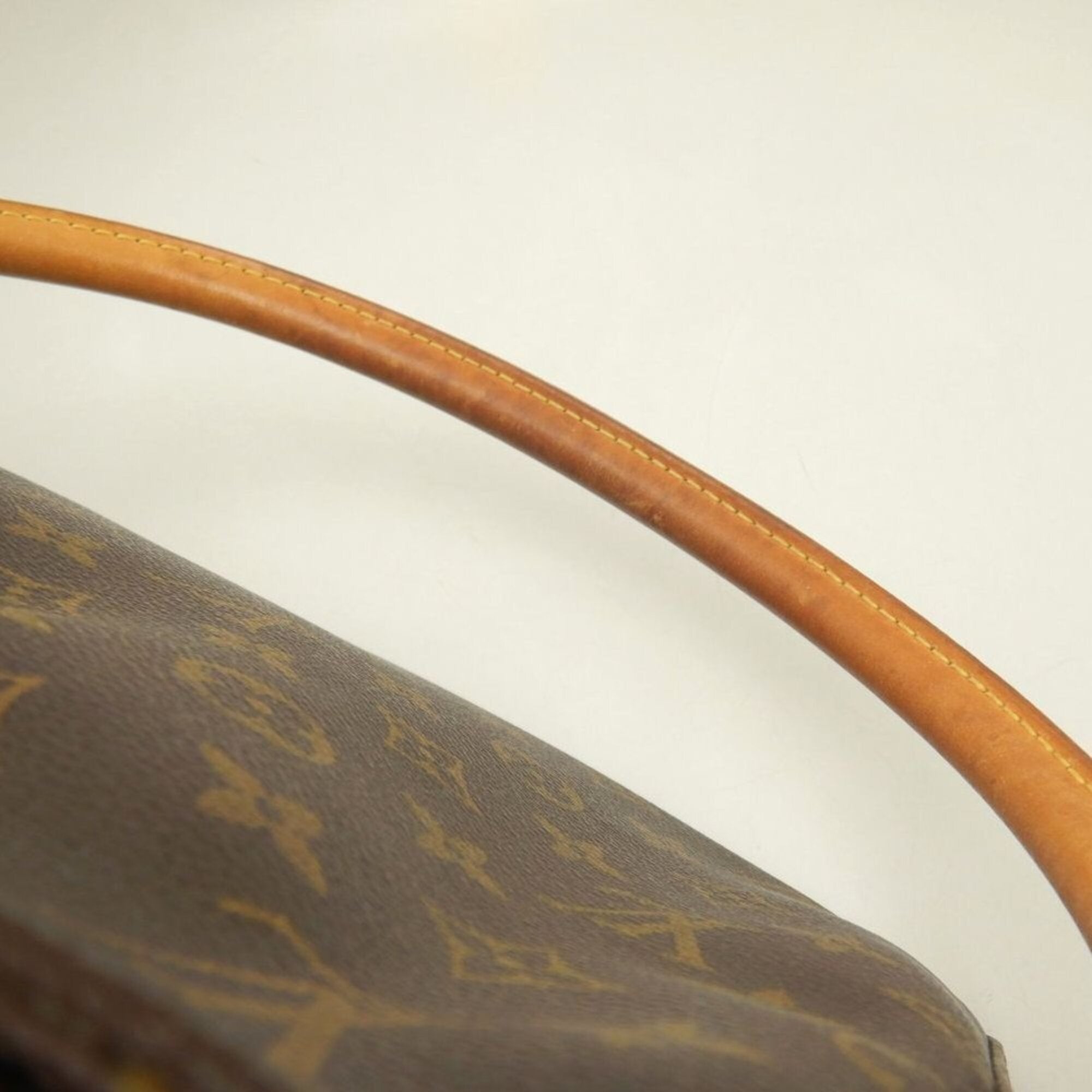 Louis Vuitton Brown Monogram Monogram Shoulder Bag (Pre-Owned)