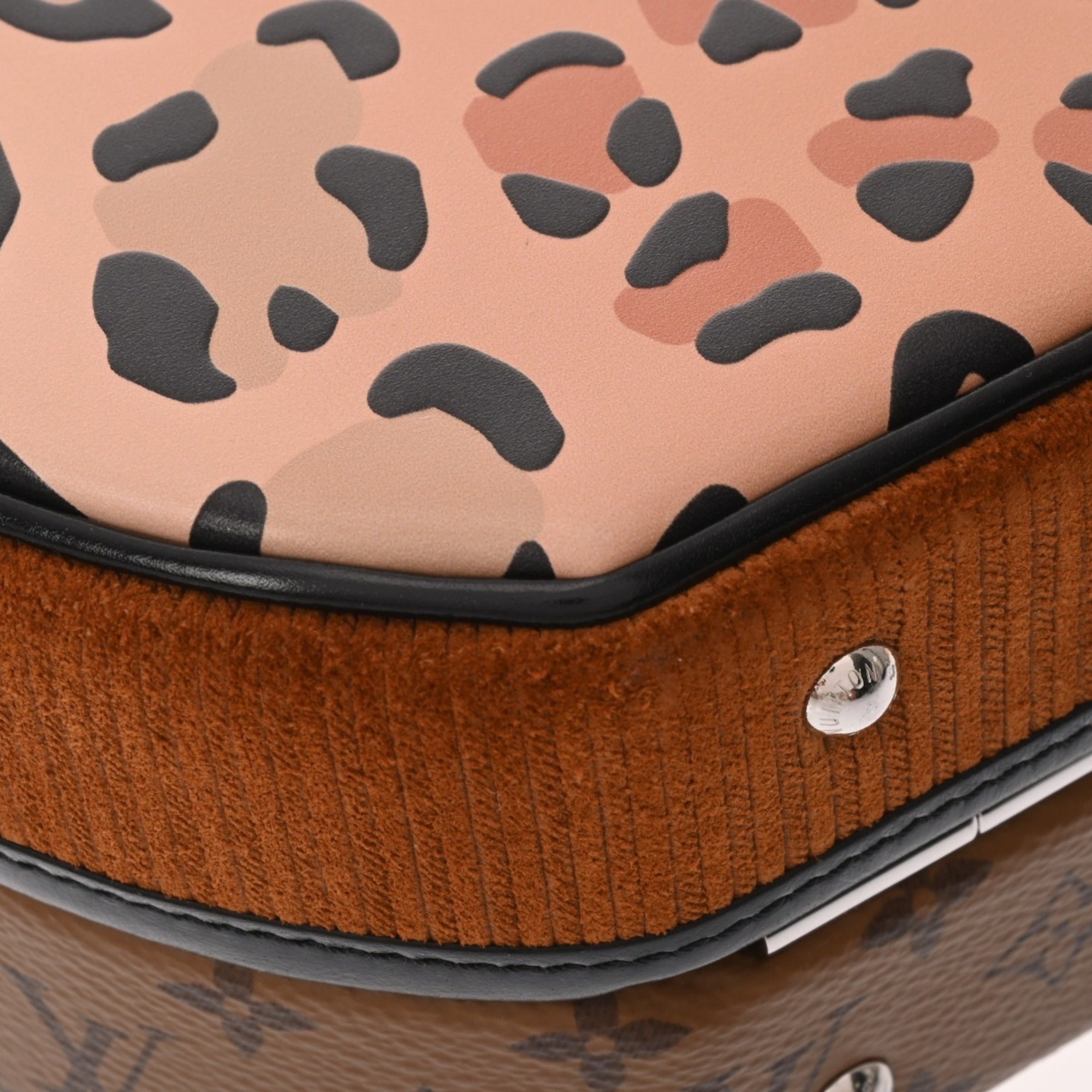 Louis Vuitton Brown Leopard Monogram Reverse Shoulder Bag (Pre-Owned)