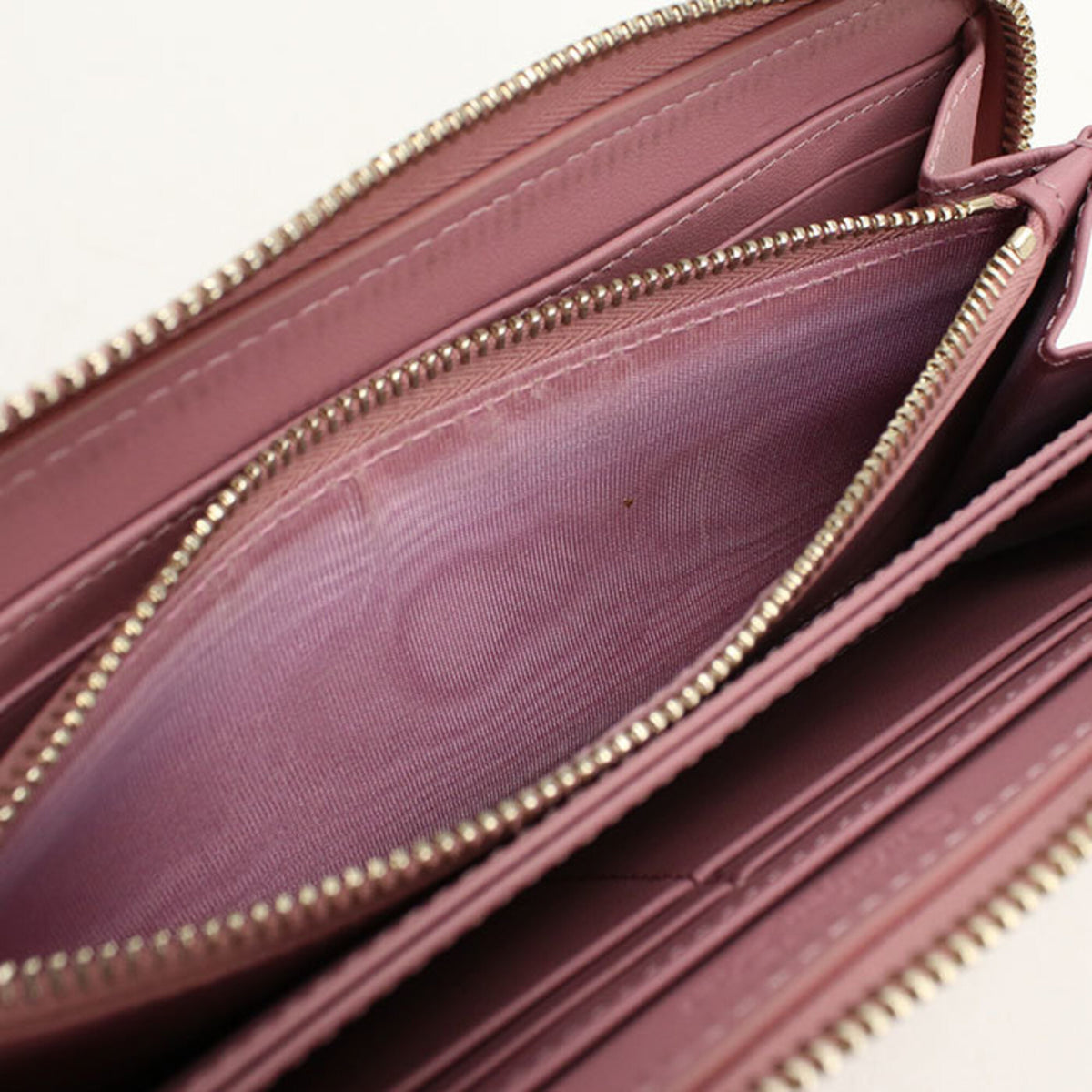 Christian Dior Pink Leather Long Wallet (Bi-Fold) (Pre-Owned)