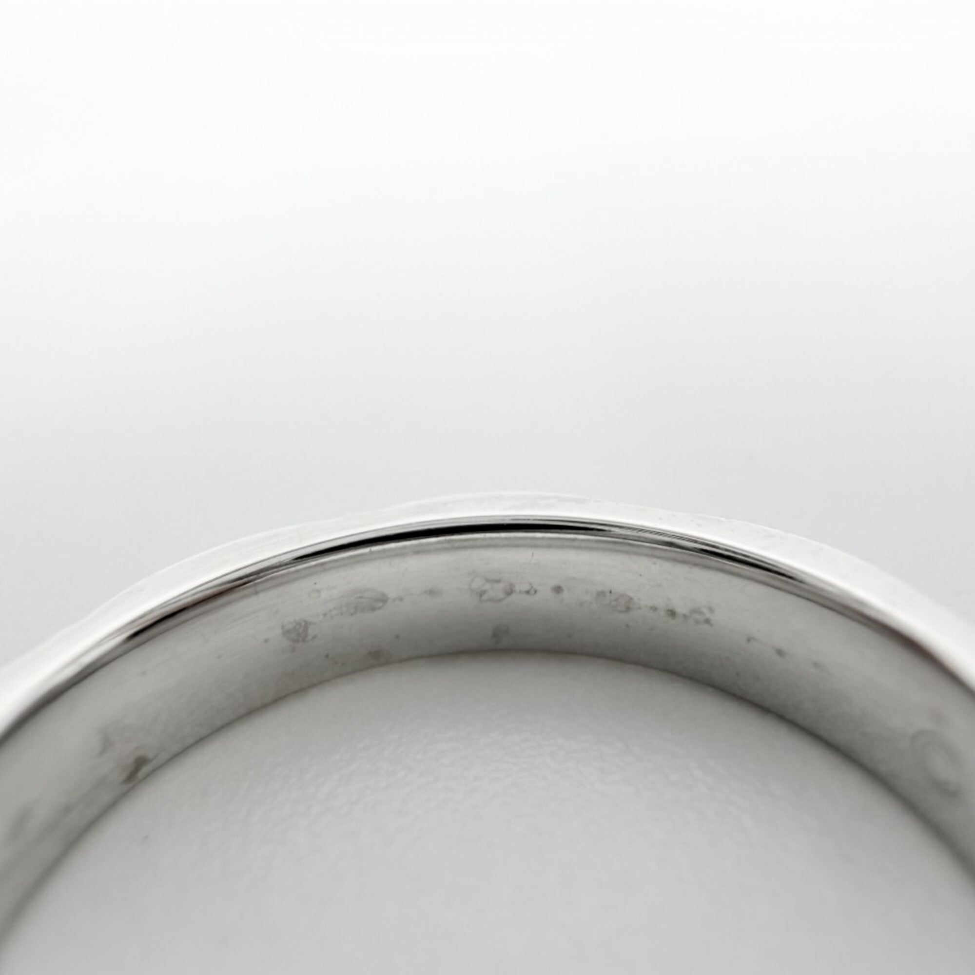 Chanel White Gold (18K) Band Ring (Pre-Owned)