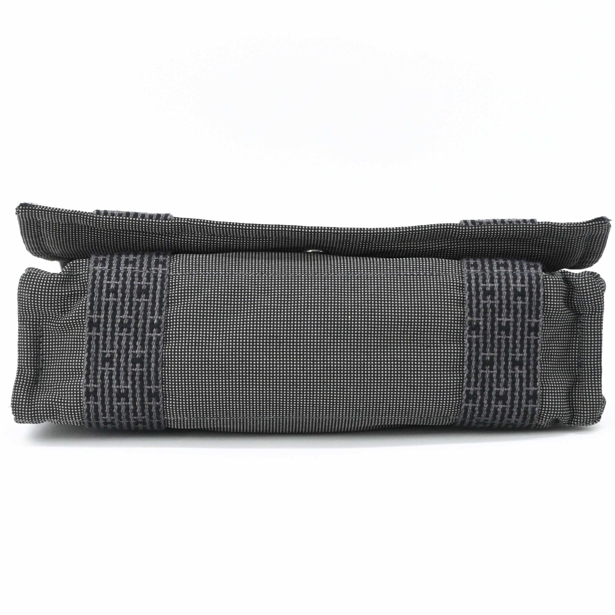 Hermes Her Line Gray Nylon Canvas Shoulder Bag (Pre-Owned)