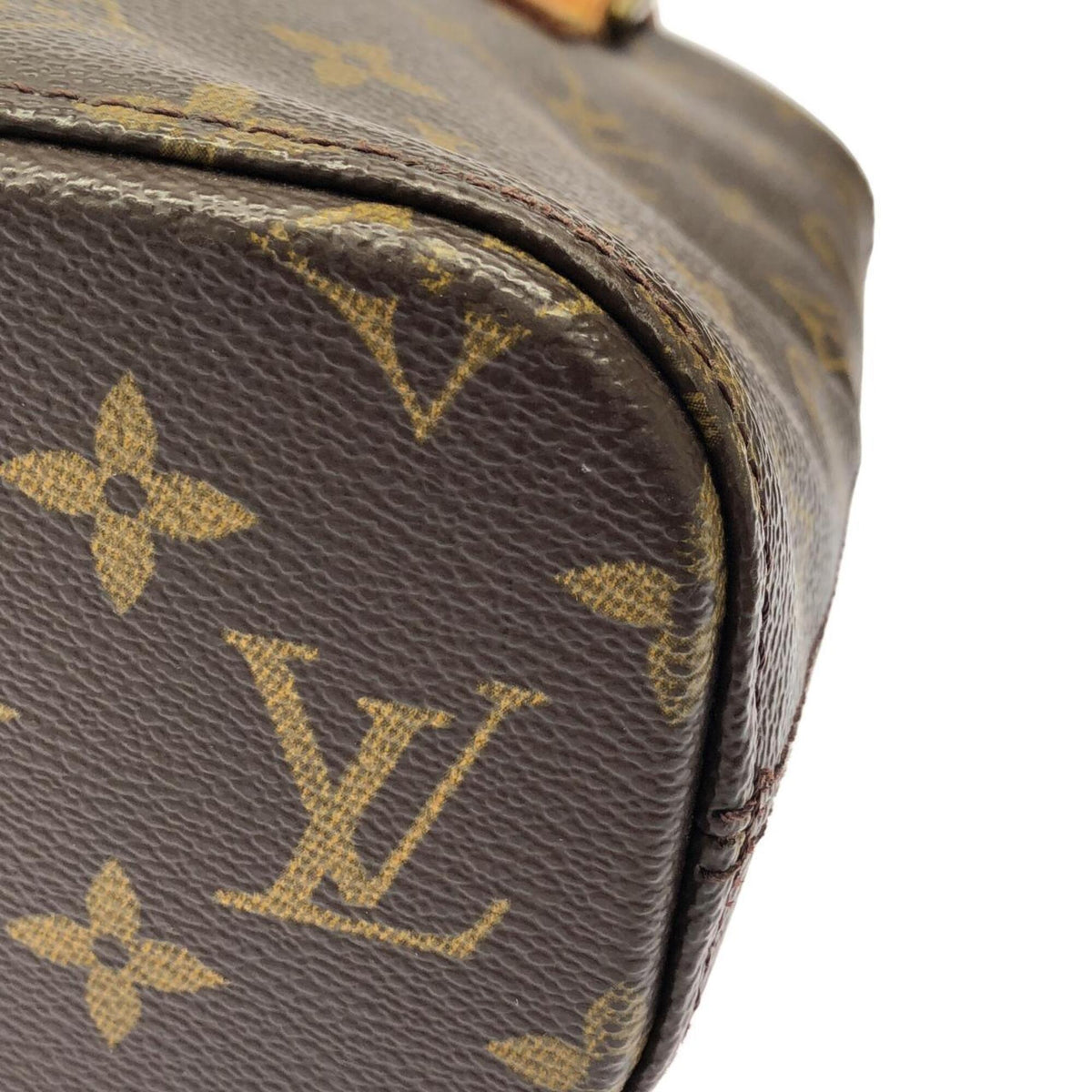 Louis Vuitton Marron Coated Canvas Handbag (Pre-Owned)