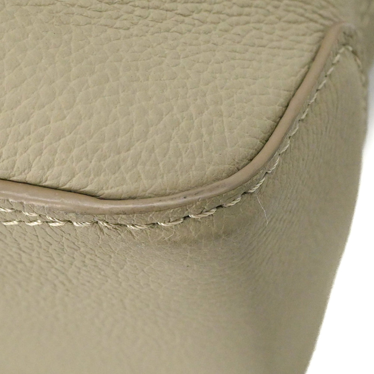 Louis Vuitton Grayish Leather Tote Bag (Pre-Owned)