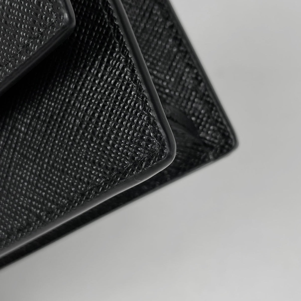 Prada Black Leather Shoulder Bag (Pre-Owned)