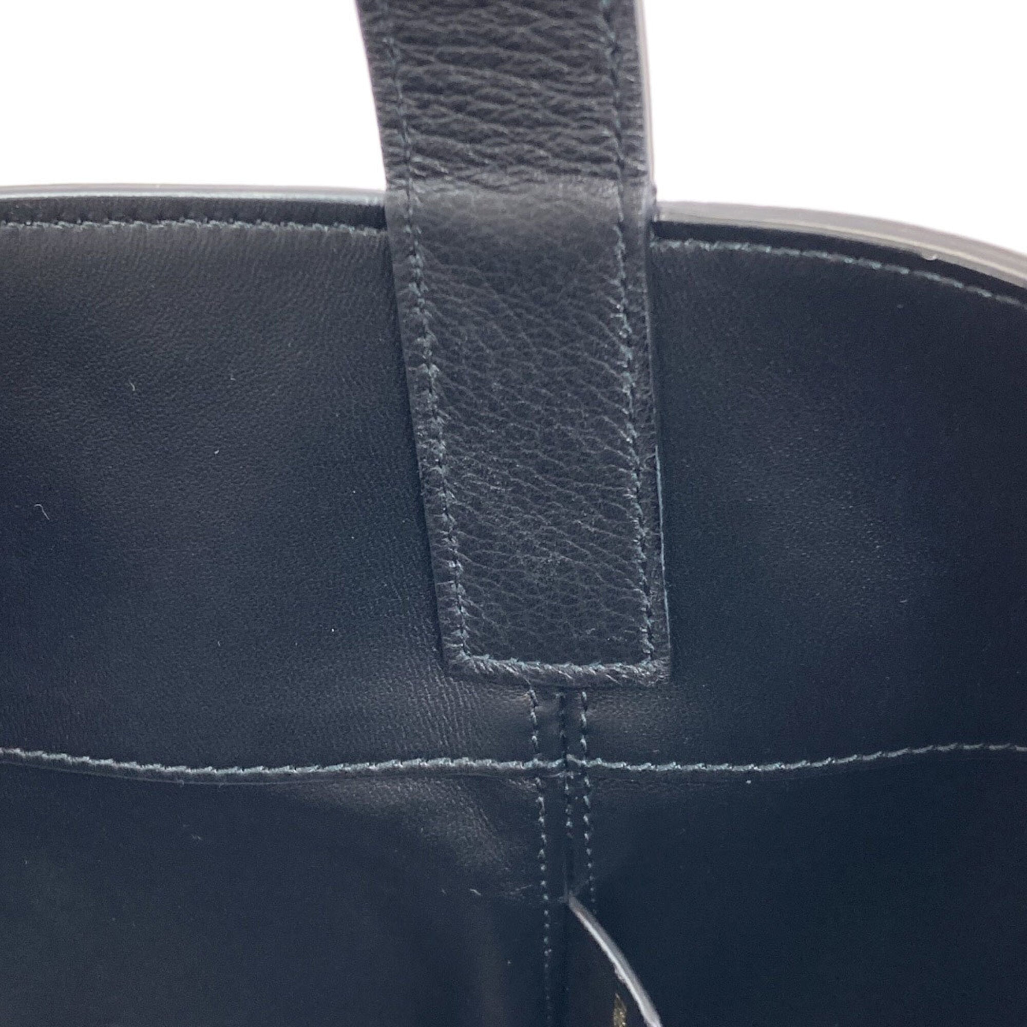 Christian Dior Black Leather Handbag (Pre-Owned)