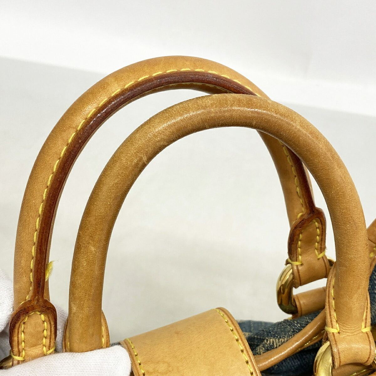 Louis Vuitton Blue Handbag (Pre-Owned)