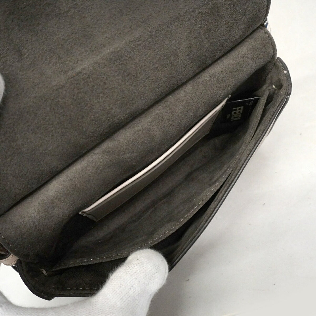 Fendi Gray Ivory Leather Handbag (Pre-Owned)