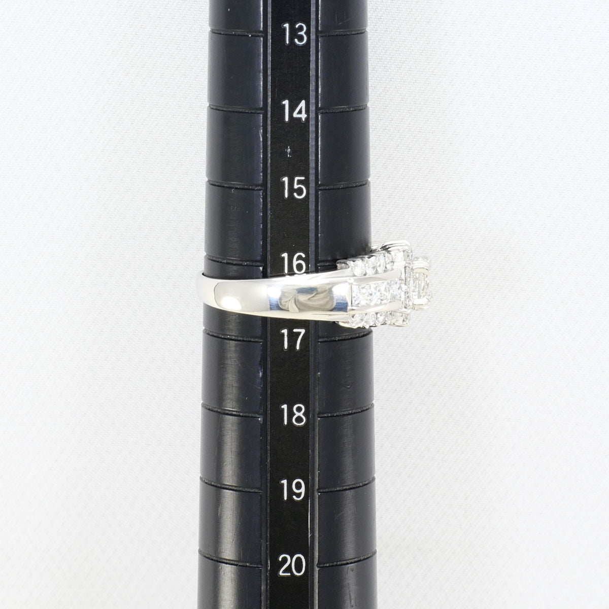 Unbranded Platinum Platinum 900 Band Ring (Pre-Owned)