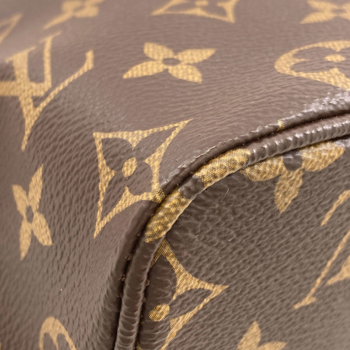 Louis Vuitton Monogram Monogram Monogram Handbag (Pre-Owned)