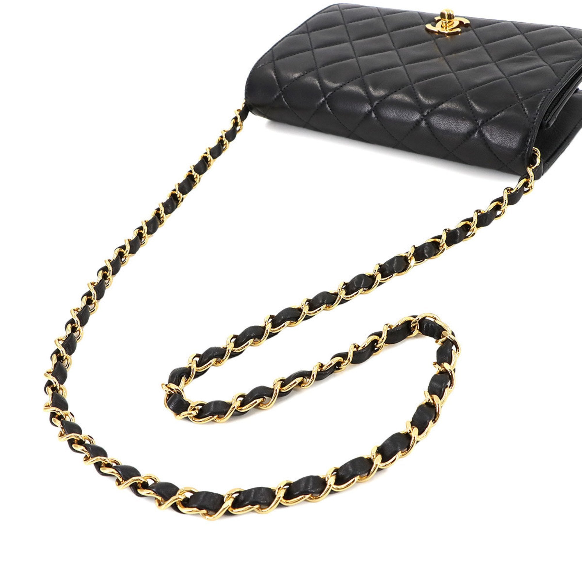 Chanel Black Leather Shoulder Bag (Pre-Owned)