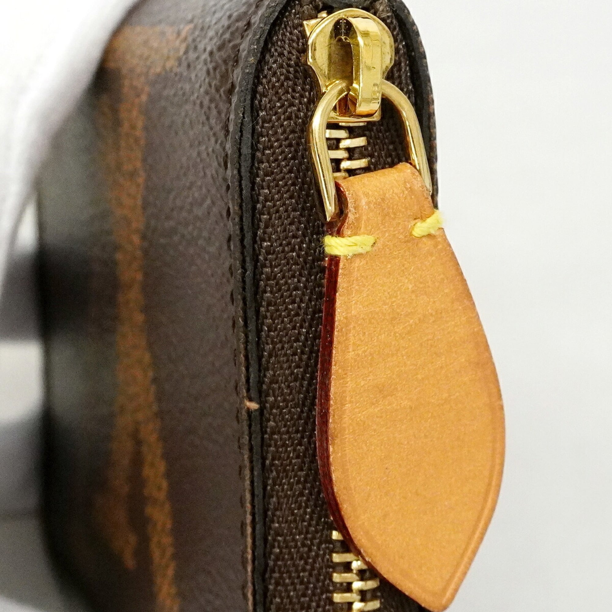 Louis Vuitton Brown Coin Purse/Coin Case (Pre-Owned)
