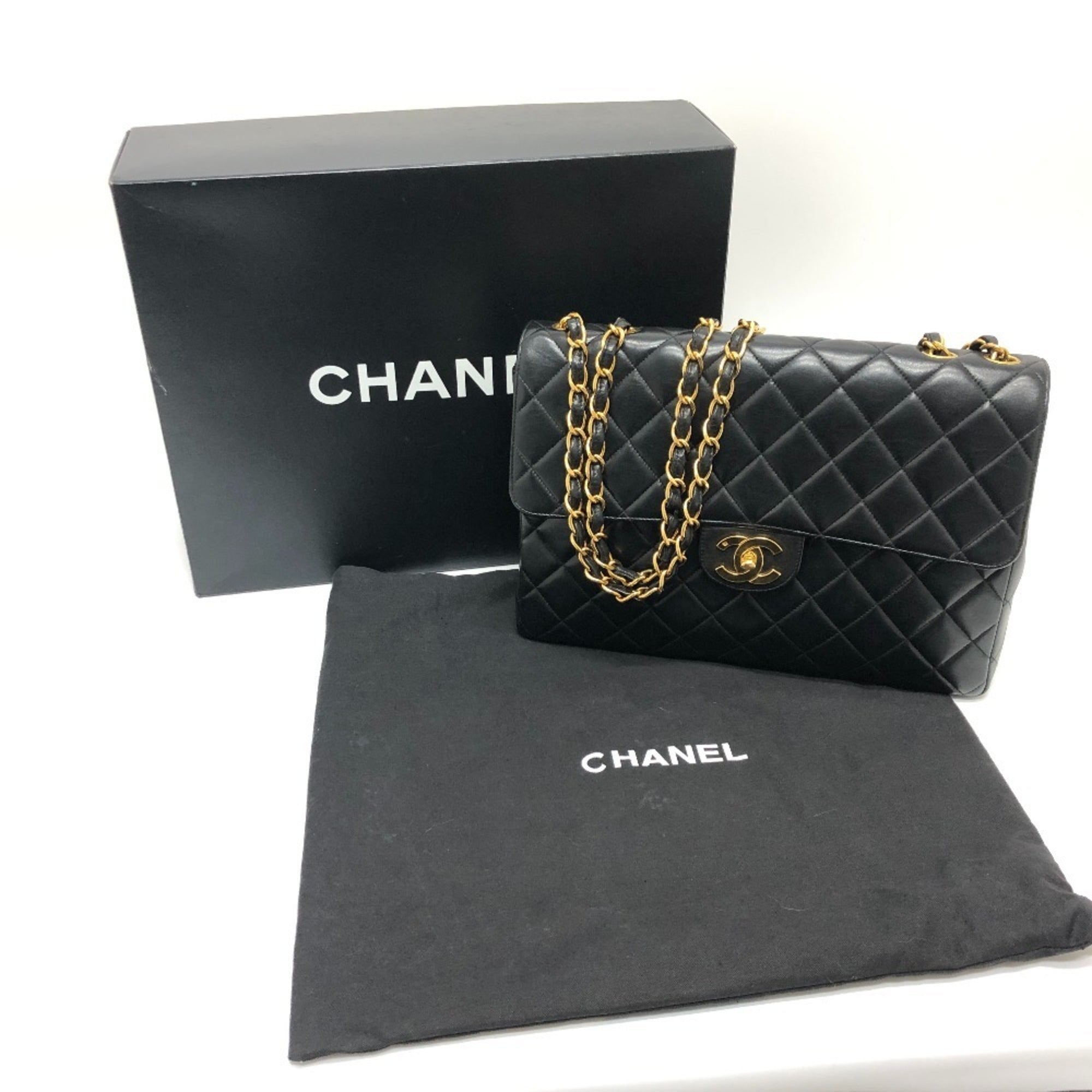 Chanel Black Leather Handbag Shoulder Bag (Pre-Owned)