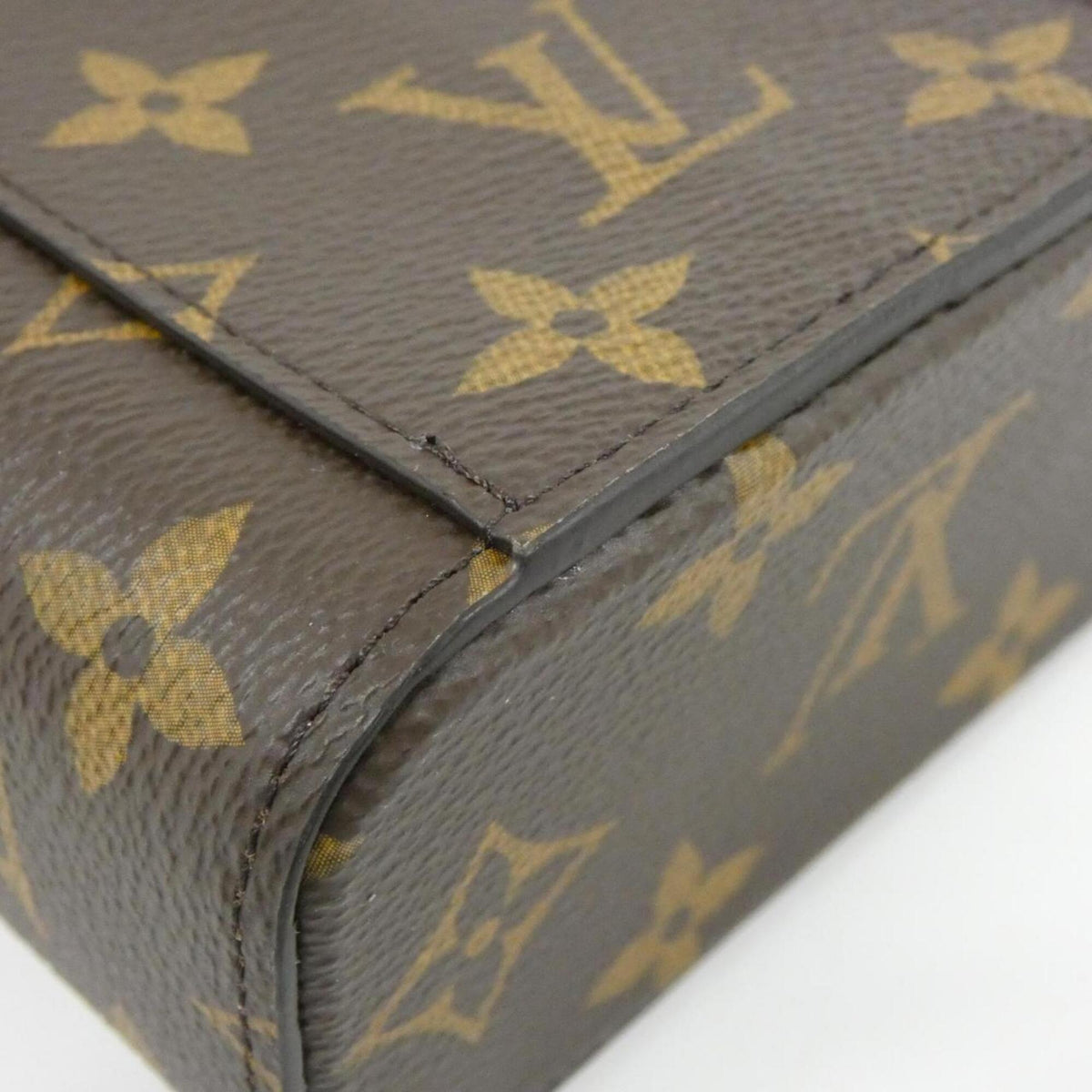 Louis Vuitton Marron Coated Canvas Handbag (Pre-Owned)