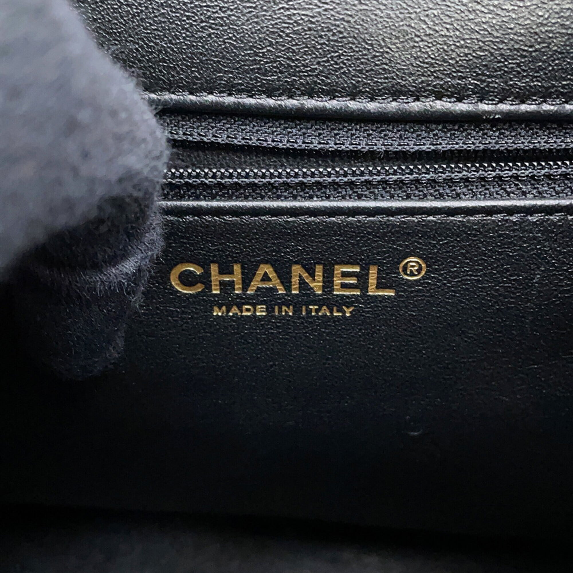 Chanel Black Grained Calfskin Backpack Handbag (Pre-Owned)