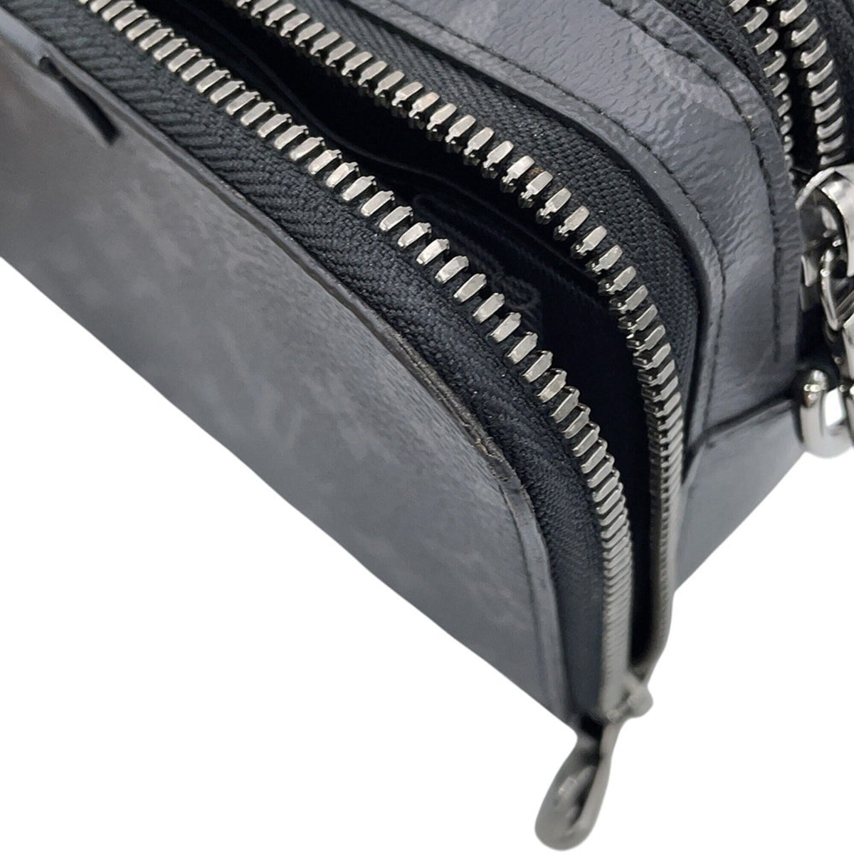 Louis Vuitton Black Monogram Eclipse Noir Monogram Eclipse Handbag Shoulder Bag (Pre-Owned)