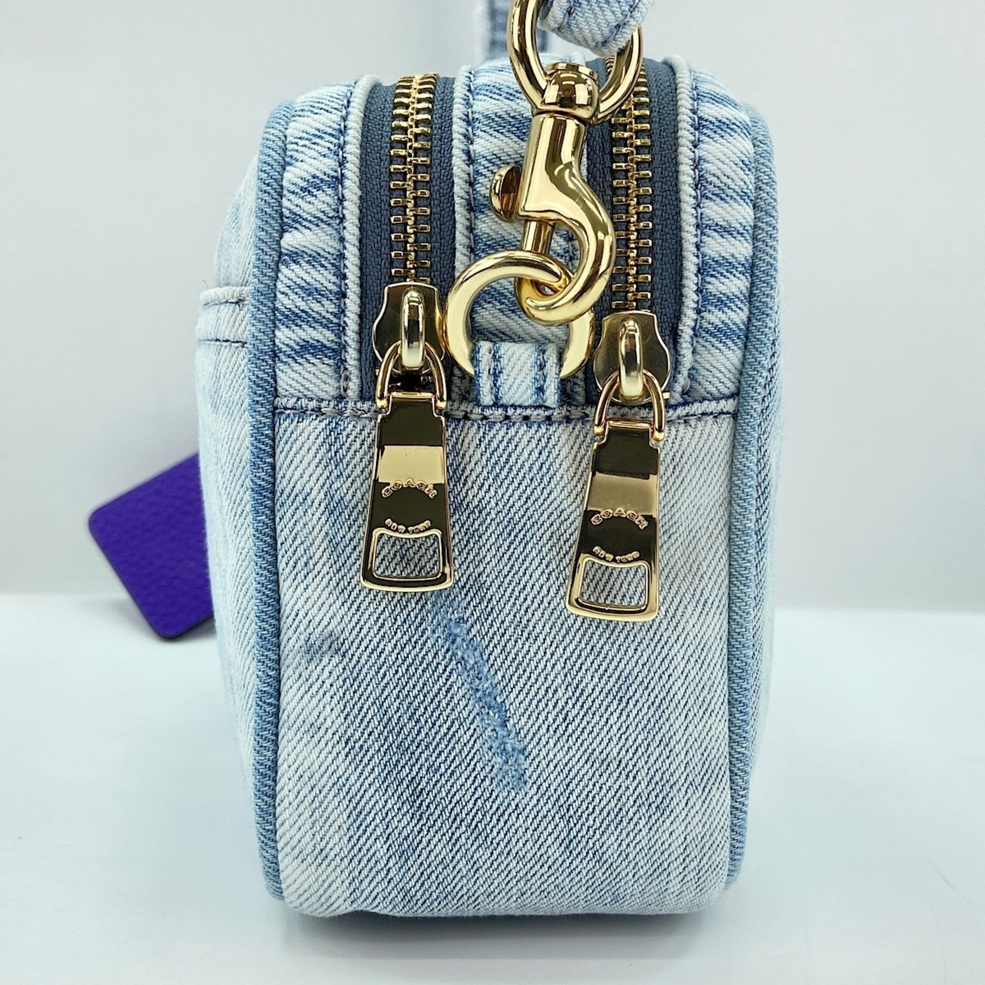 Coach Blue Shoulder Bag (Pre-Owned)