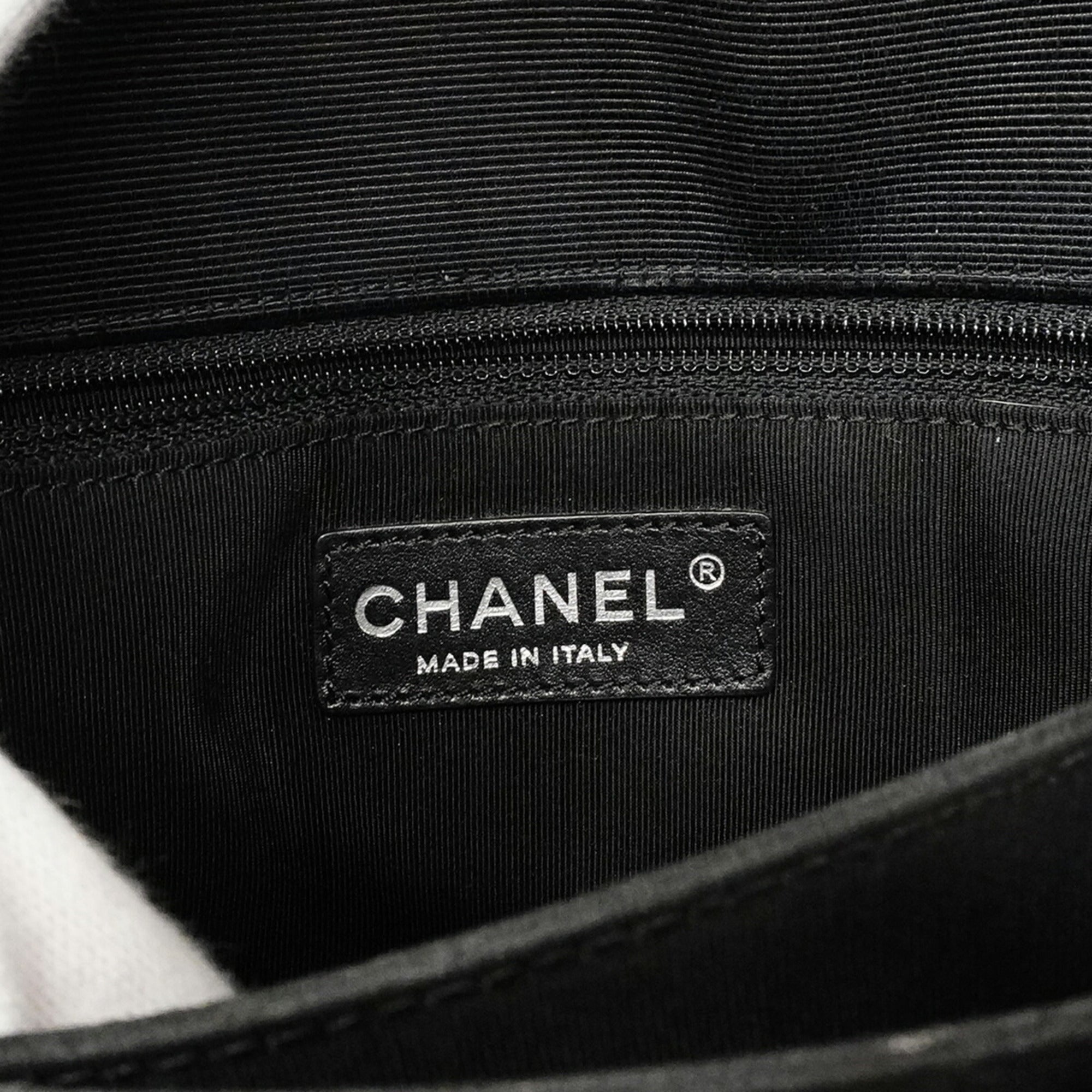 Chanel Black Nylon Tweed Shoulder Bag (Pre-Owned)