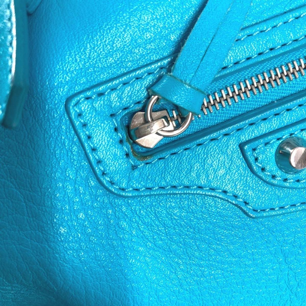 Louis Vuitton Blue Leather Shoulder Bag Tote Bag (Pre-Owned)