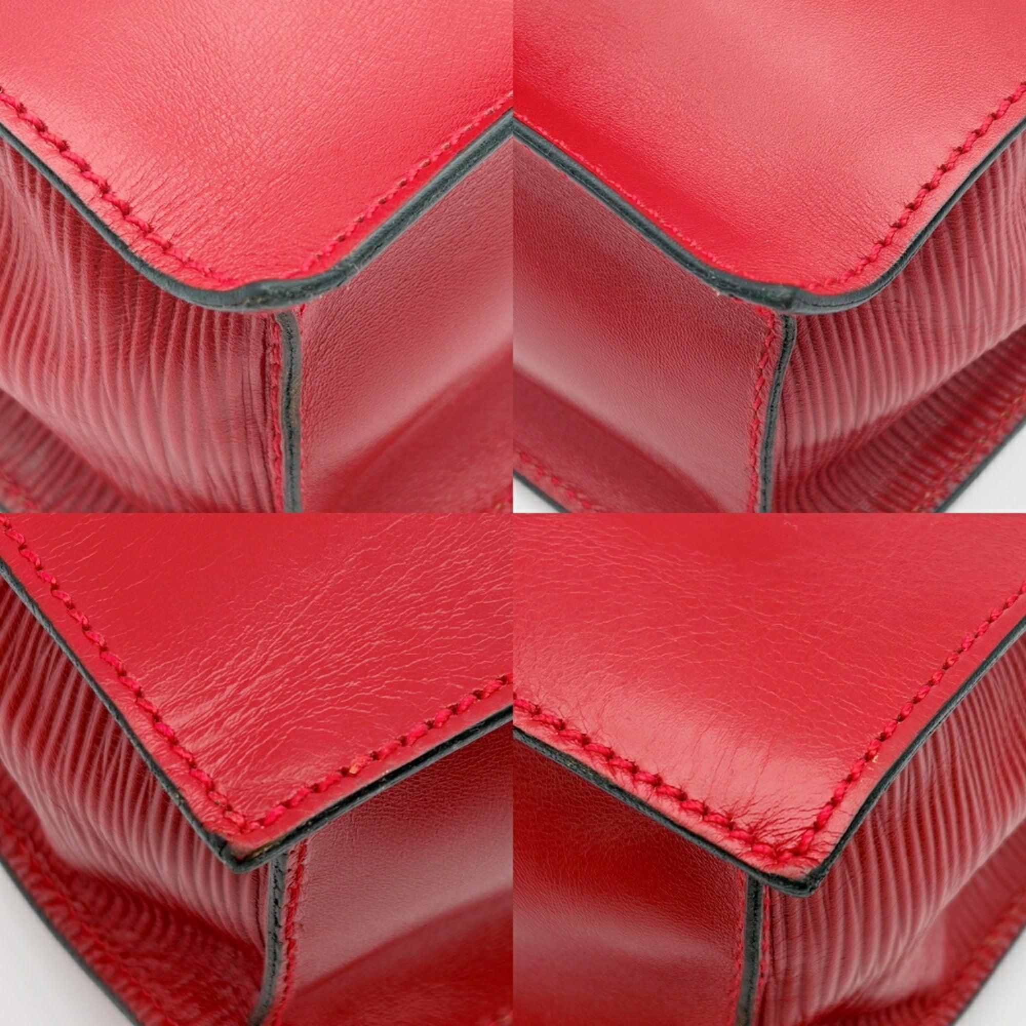 Fendi Red Color Leather Shoulder Bag (Pre-Owned)