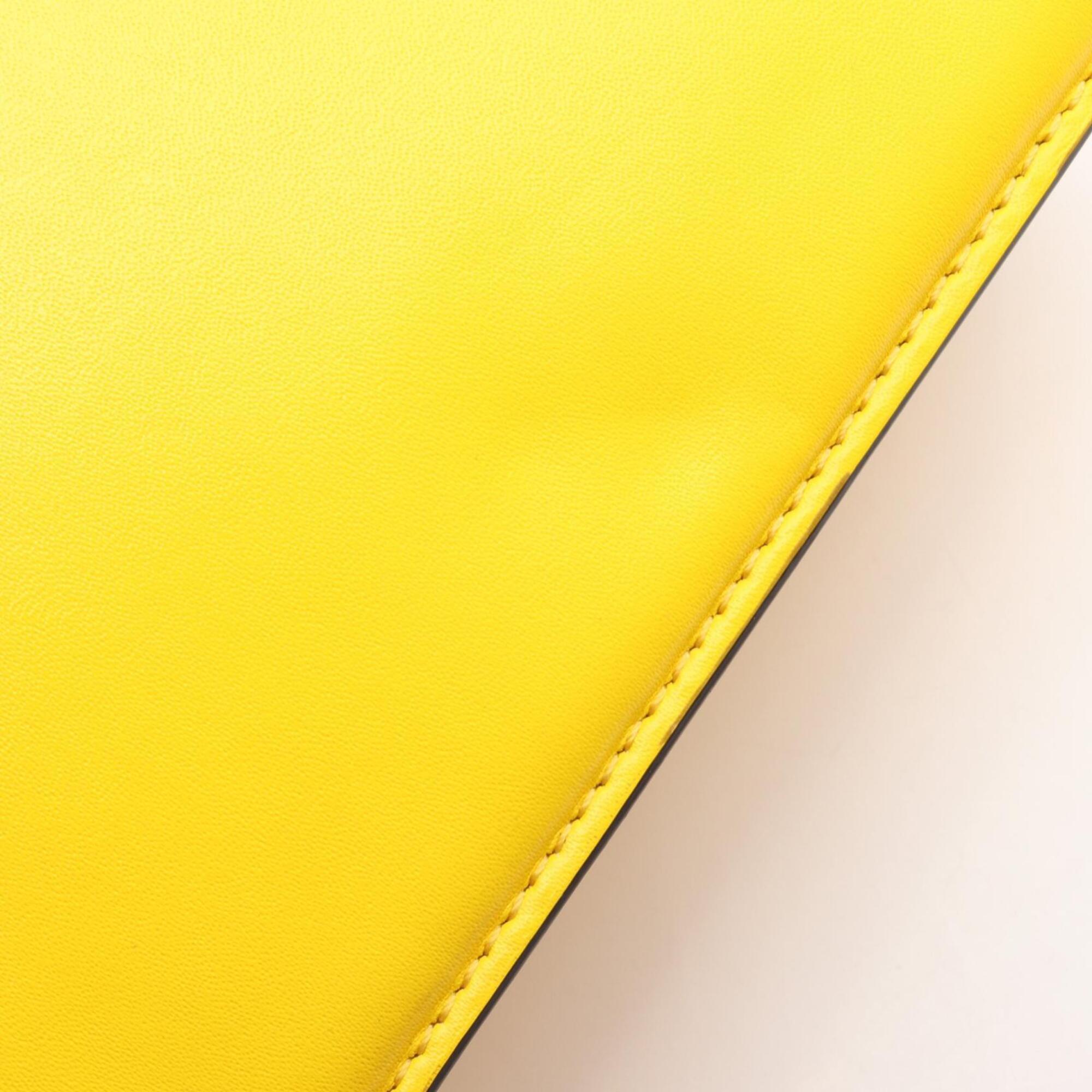Fendi Yellow Leather Handbag (Pre-Owned)