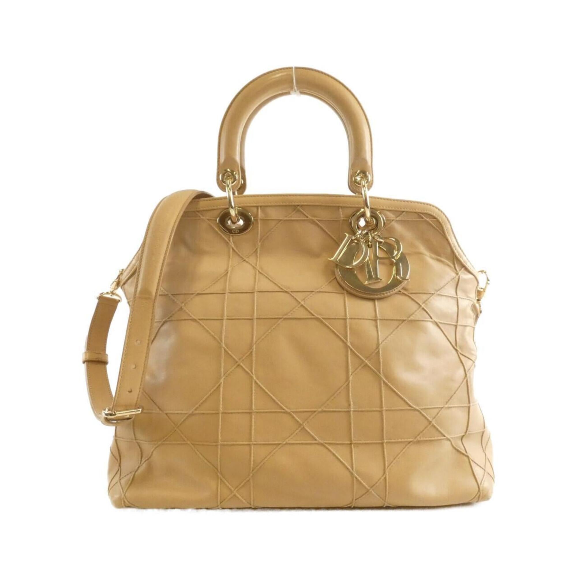 Christian Dior Beige Leather Handbag (Pre-Owned)