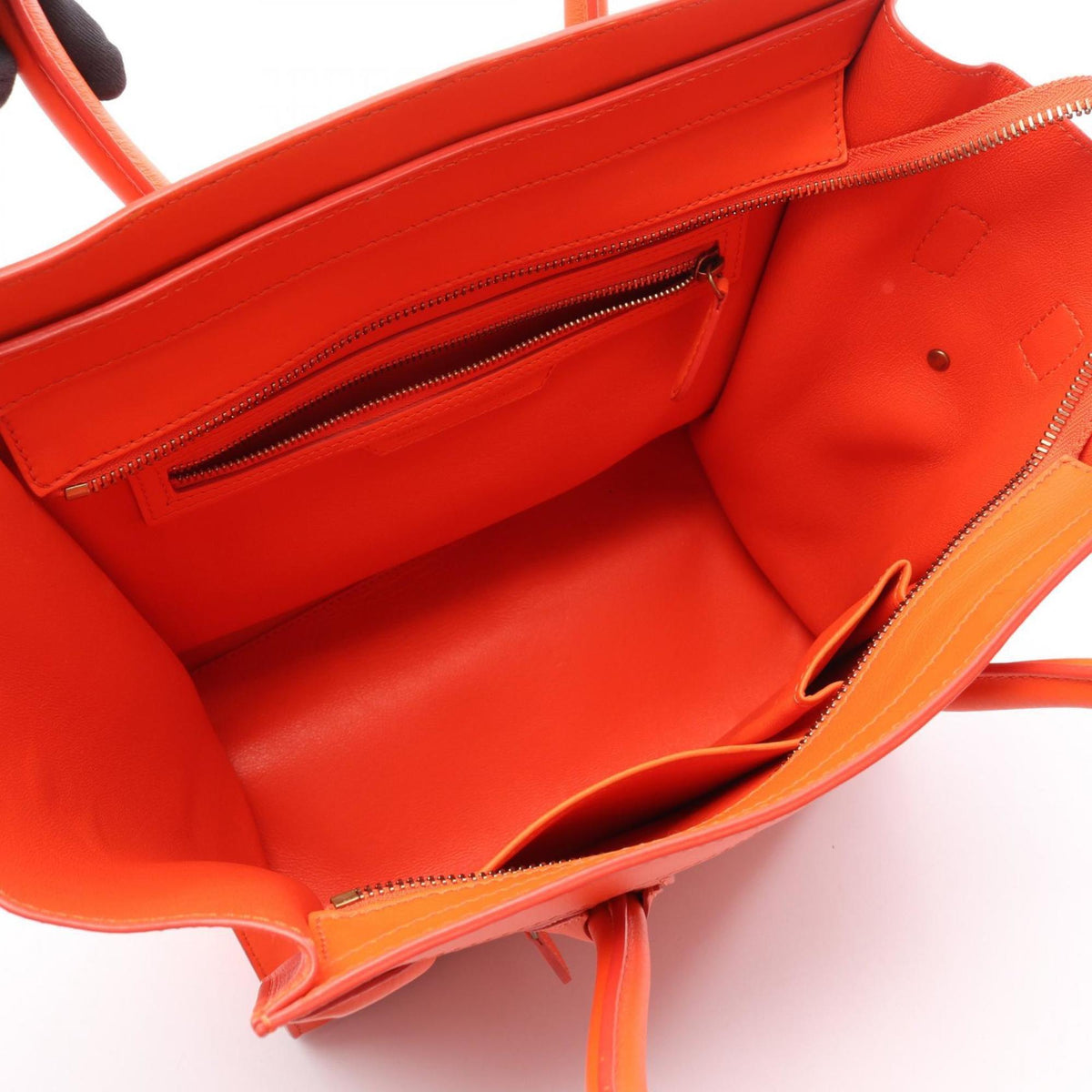 Celine Red Color Leather Handbag (Pre-Owned)