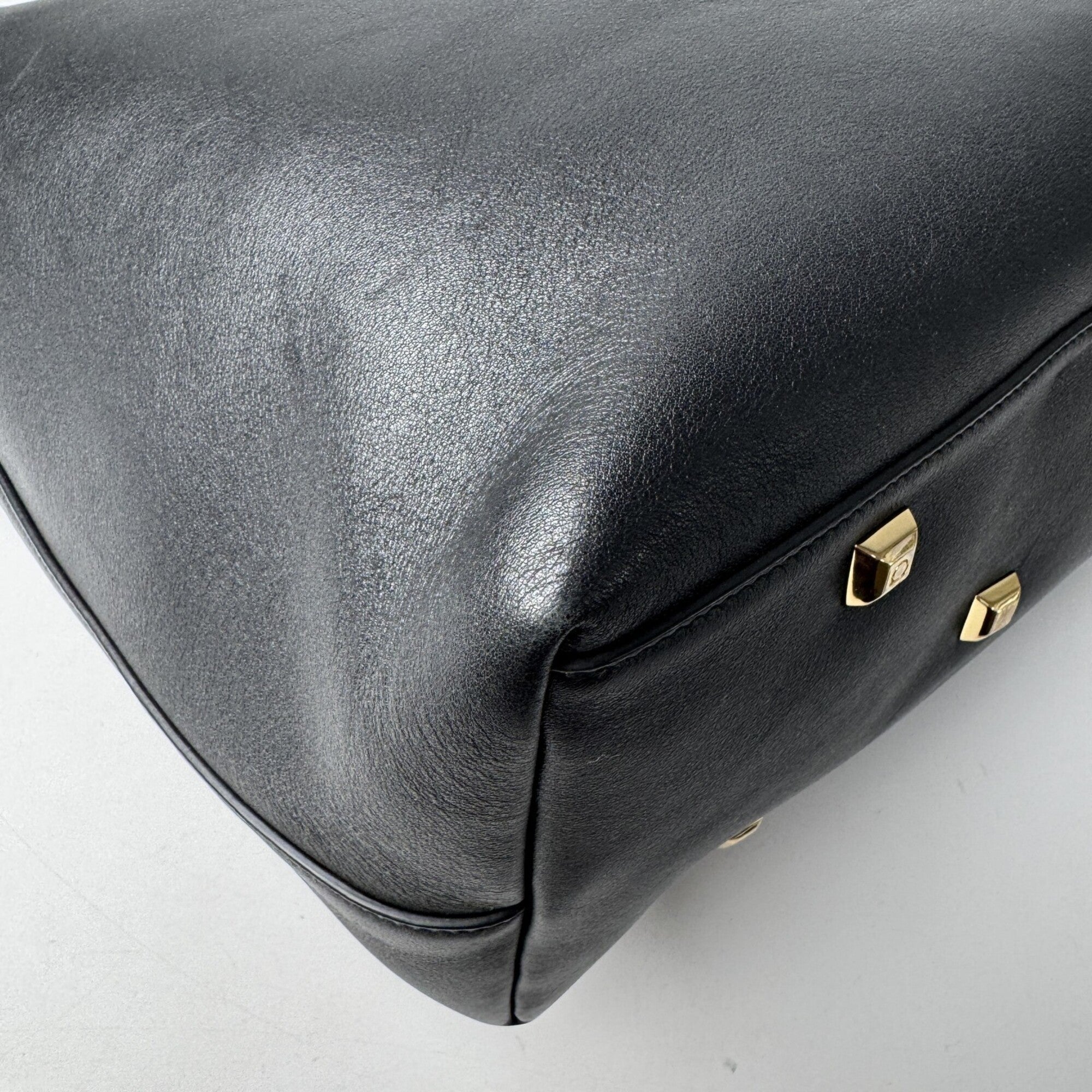 Salvatore Ferragamo Black Leather Tote Bag (Pre-Owned)
