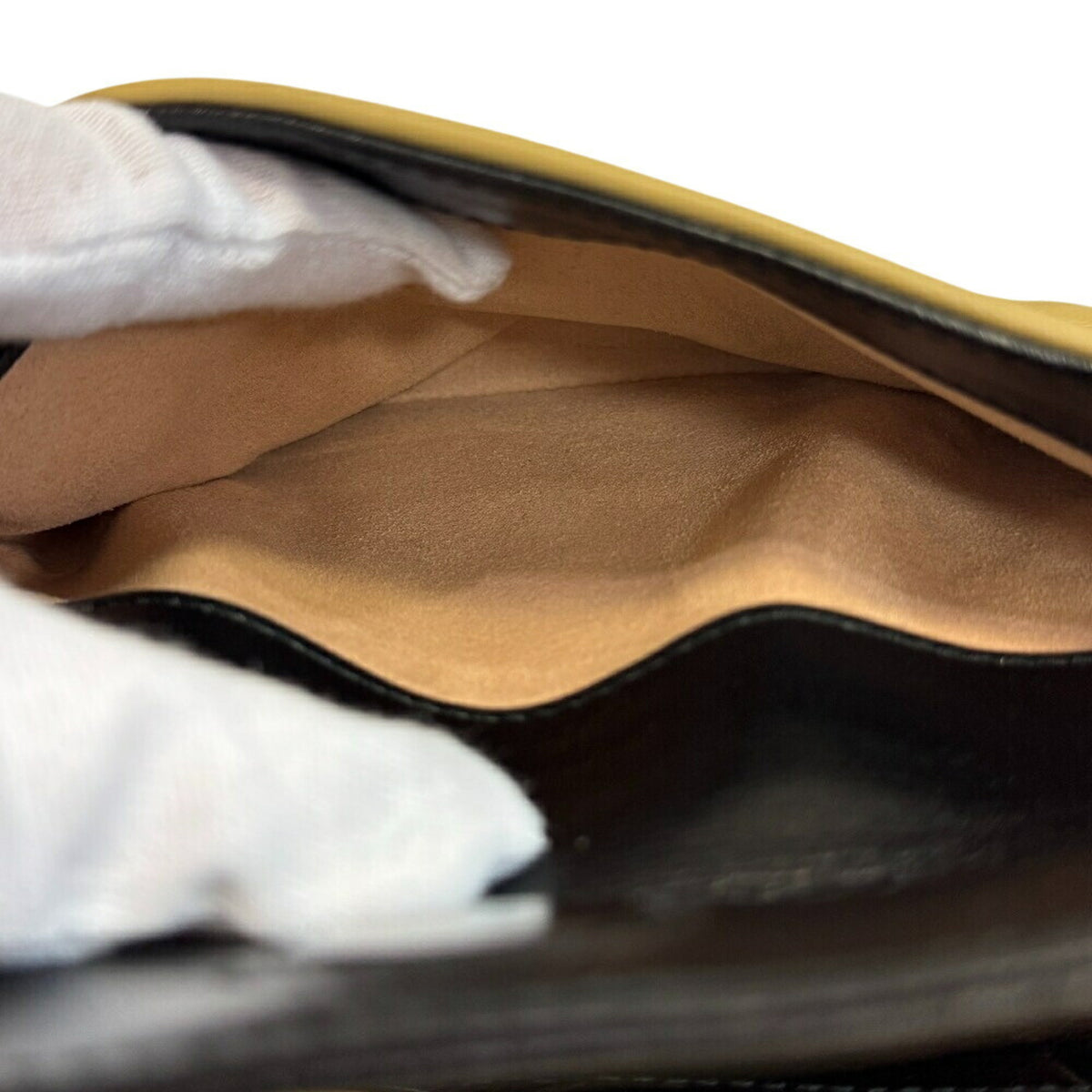 Gucci Beige Black Leather Handbag Shoulder Bag (Pre-Owned)