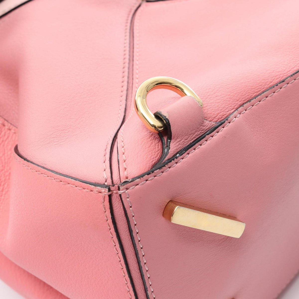 Loewe Pink Leather Handbag (Pre-Owned)