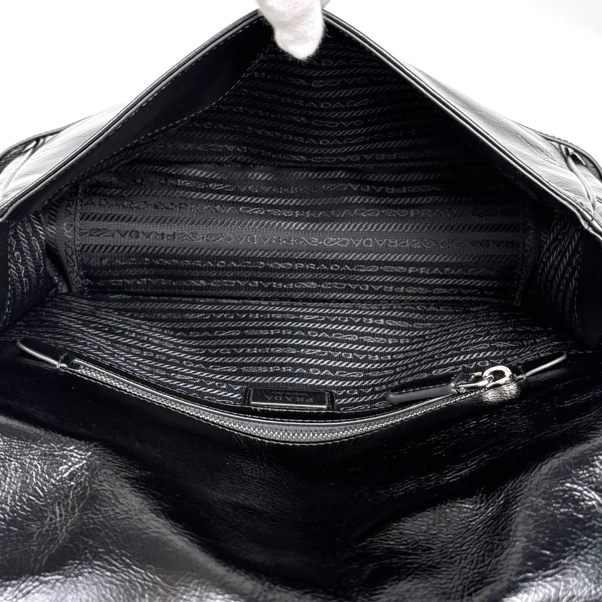Prada Black Leather Shoulder Bag (Pre-Owned)
