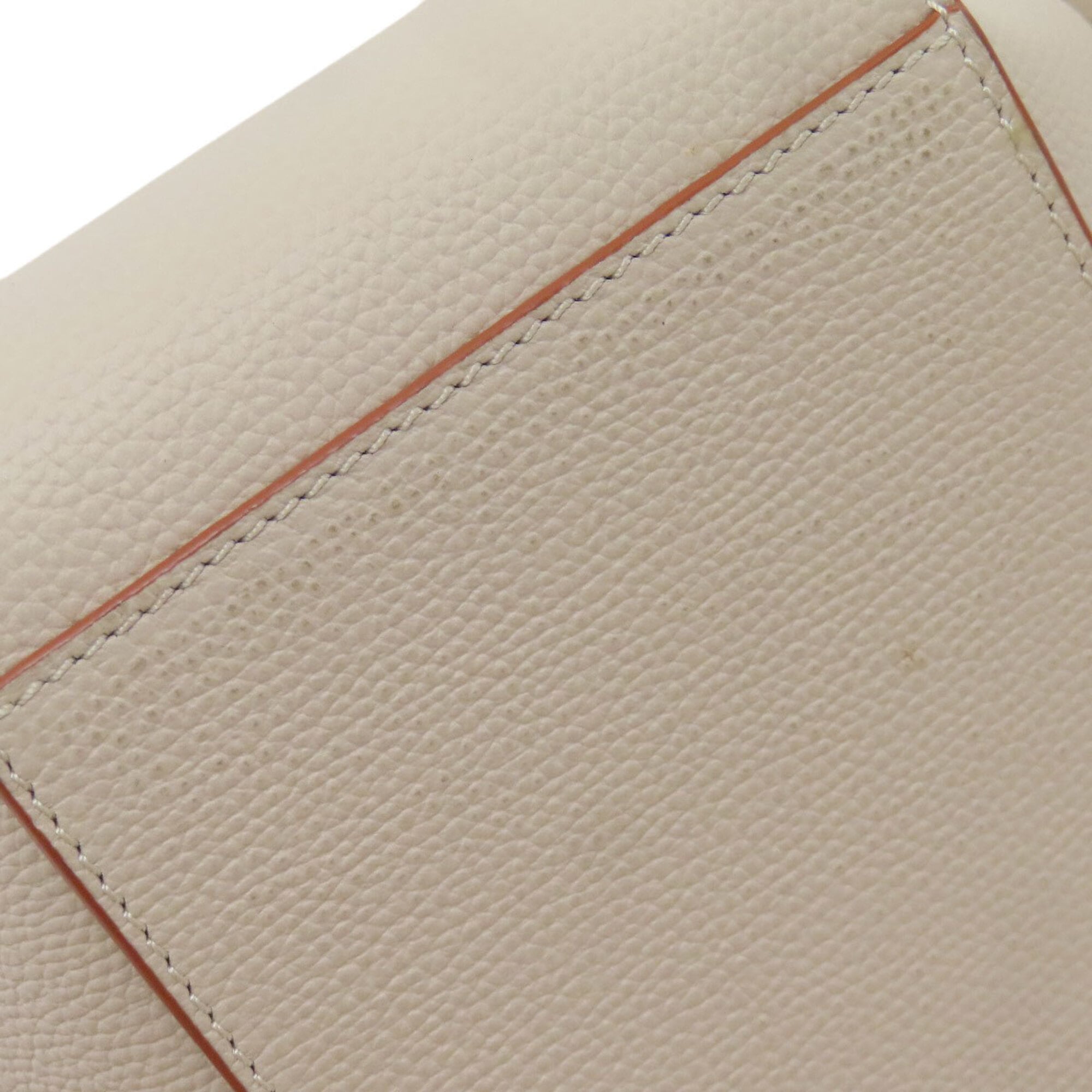 Loewe Beige Leather Handbag (Pre-Owned)
