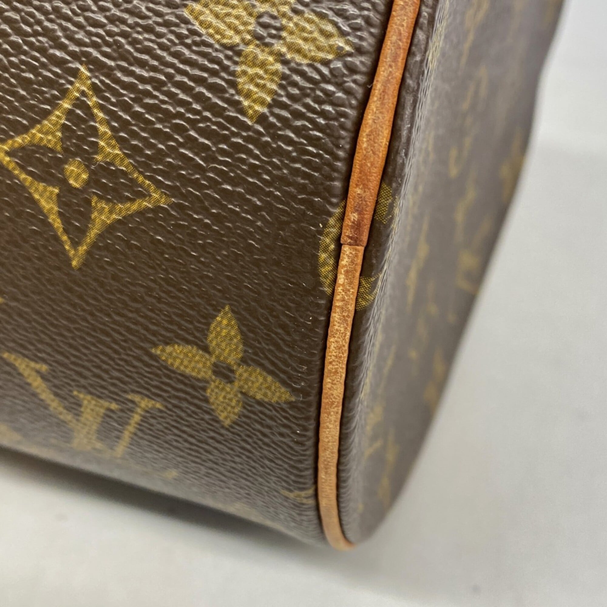 Louis Vuitton Brown Handbag (Pre-Owned)