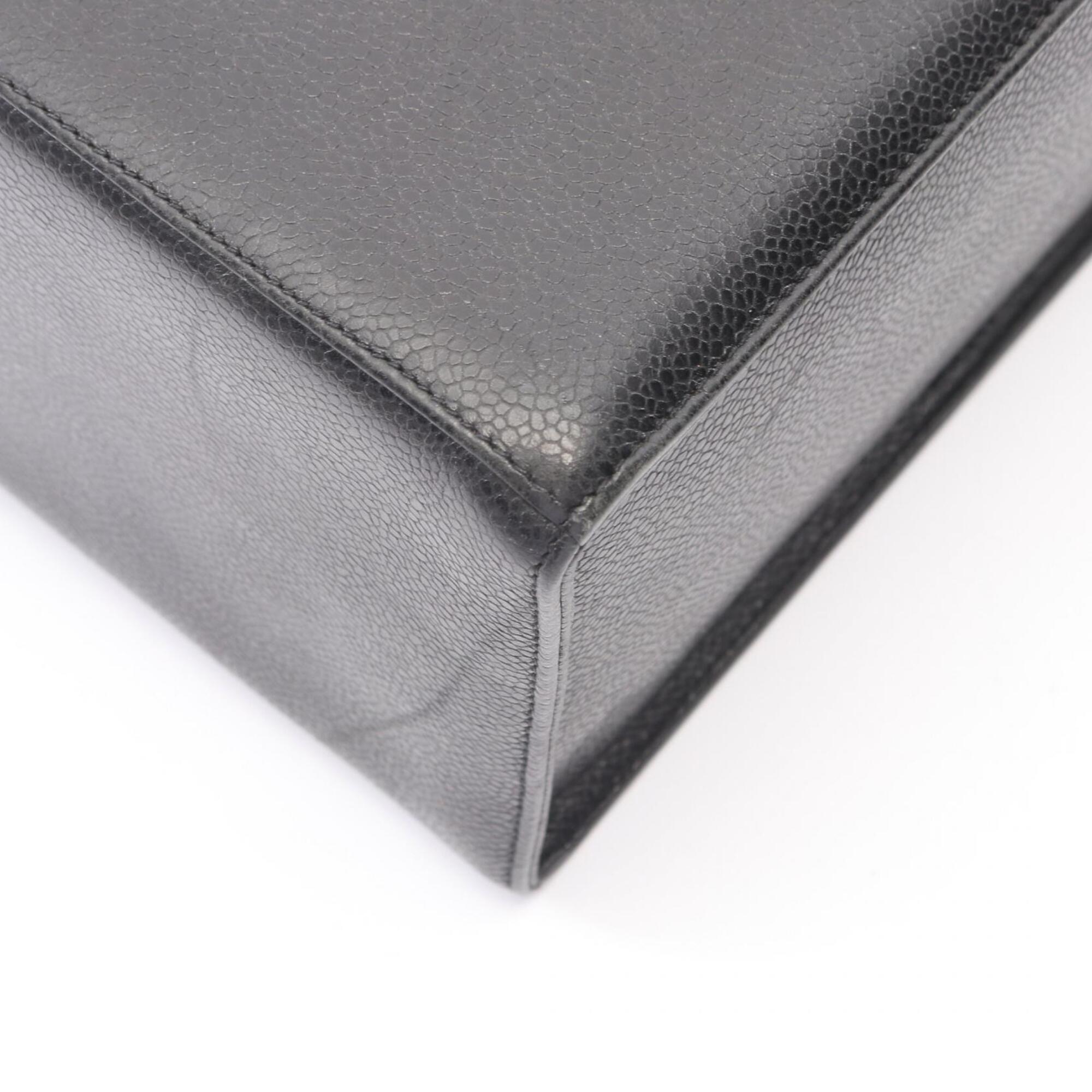 Chanel Black Grained Calfskin Handbag (Pre-Owned)