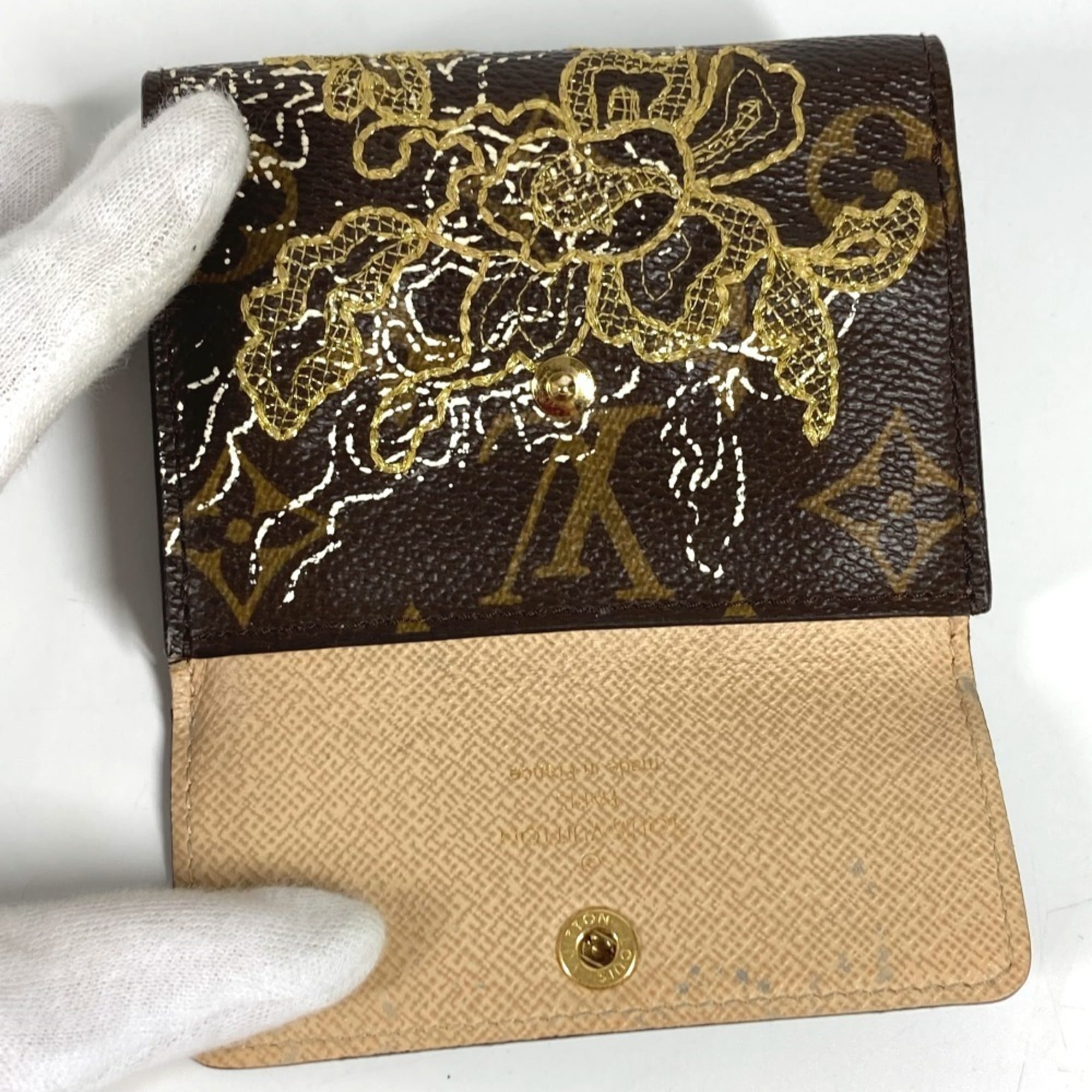 Louis Vuitton Brown Monogram Monogram Wallet (Bi-Fold) (Pre-Owned)
